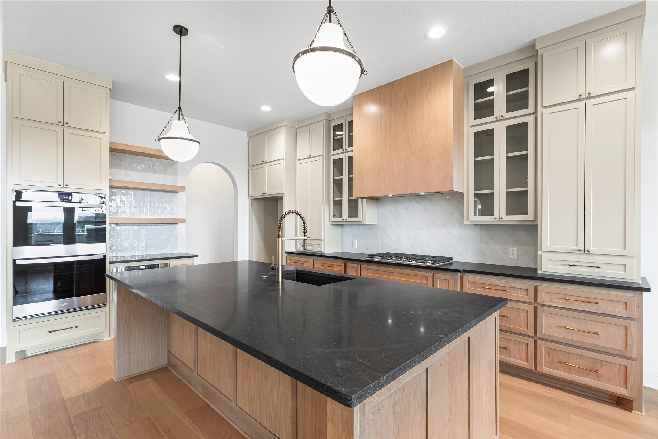 4720 Magnolia Trail