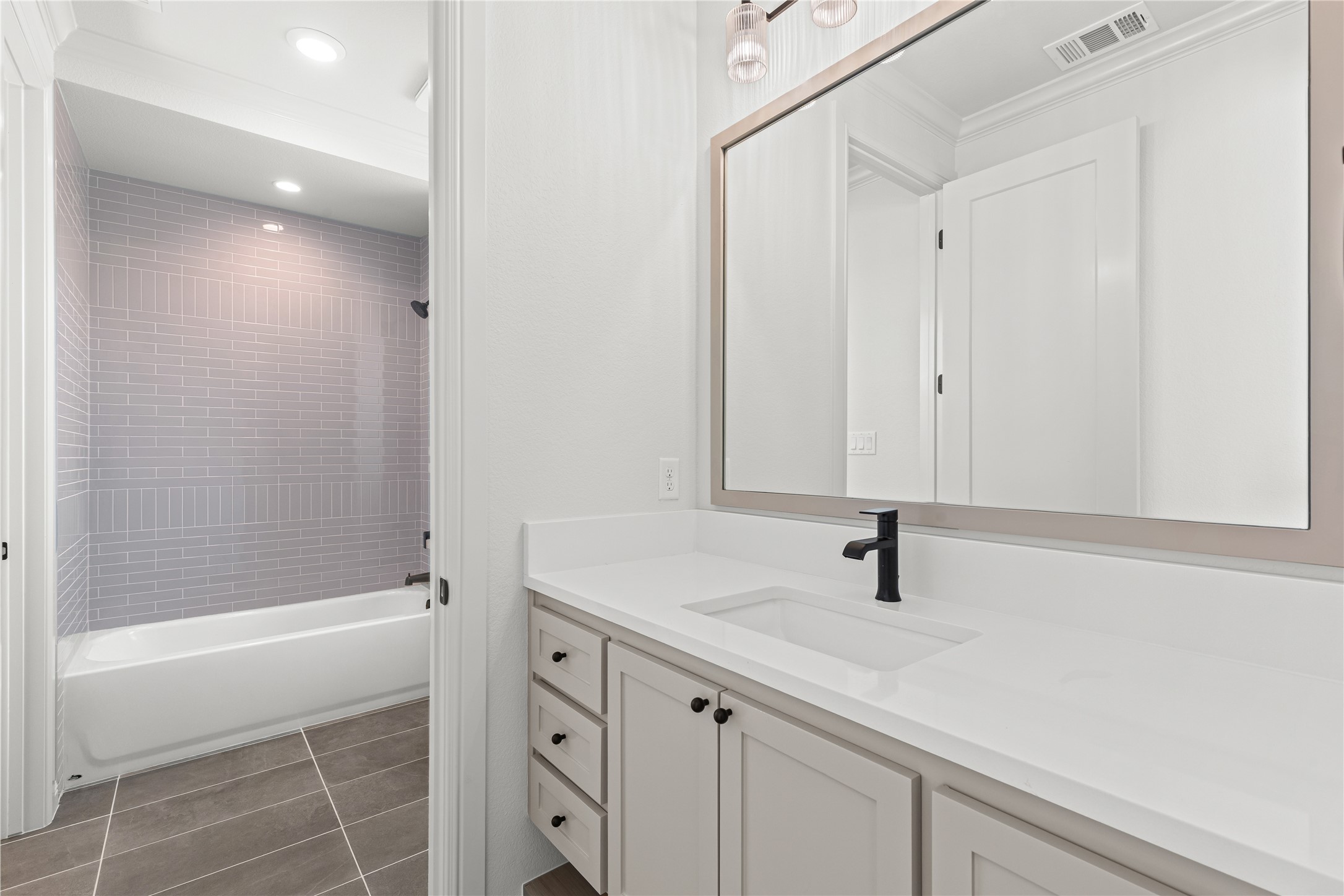 4720 Magnolia Trail
