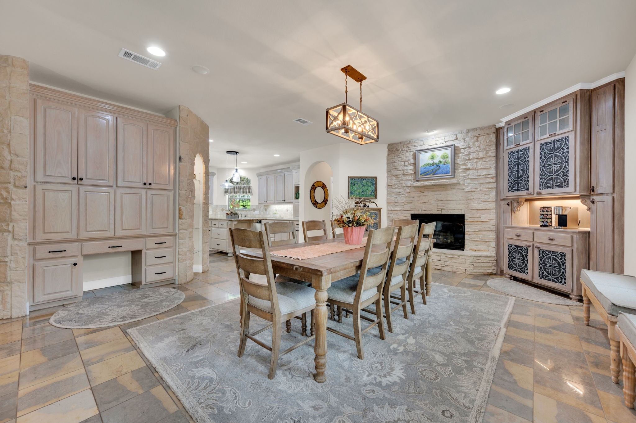 3690 Mockingbird Lane