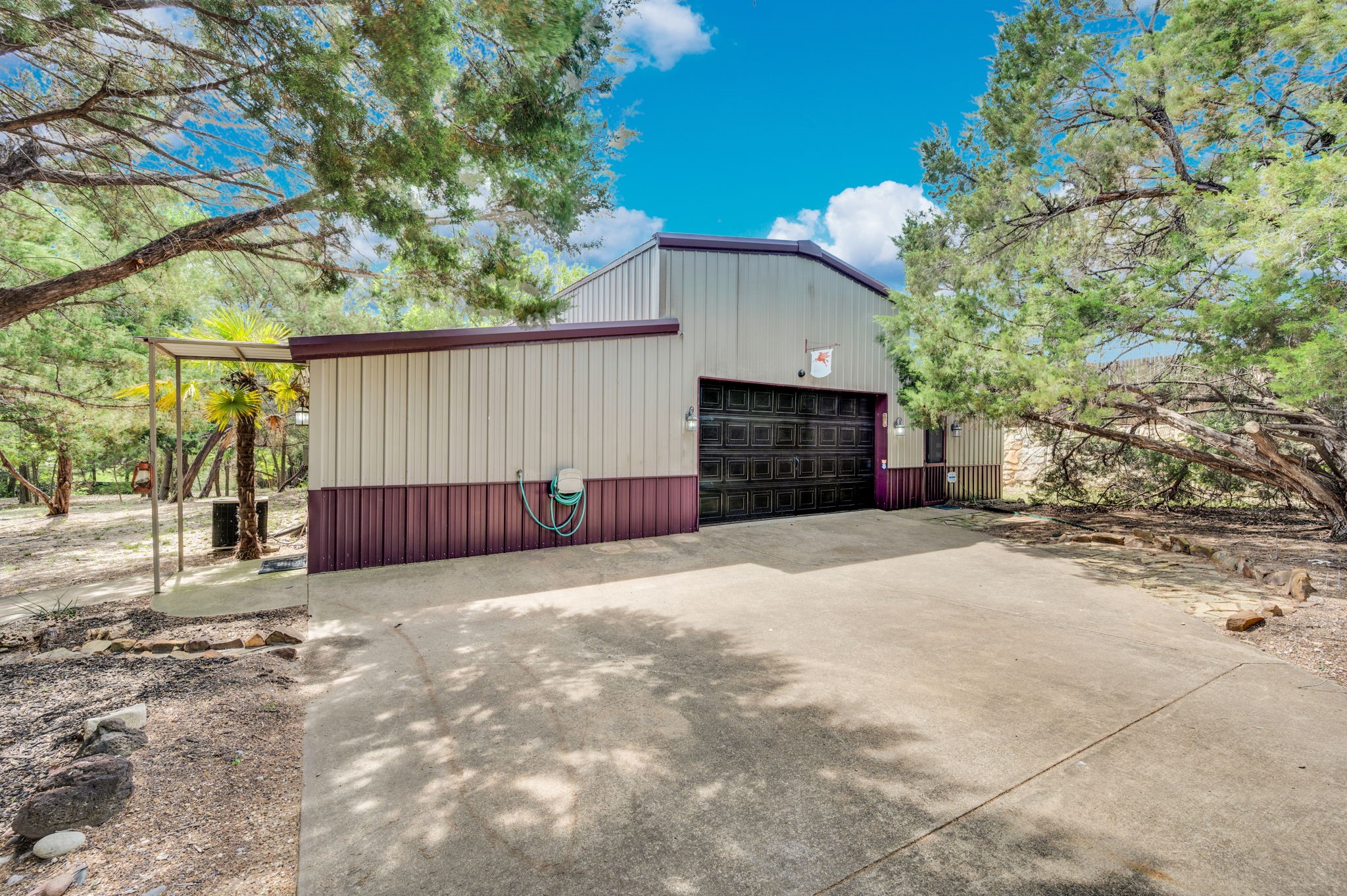 3690 Mockingbird Lane