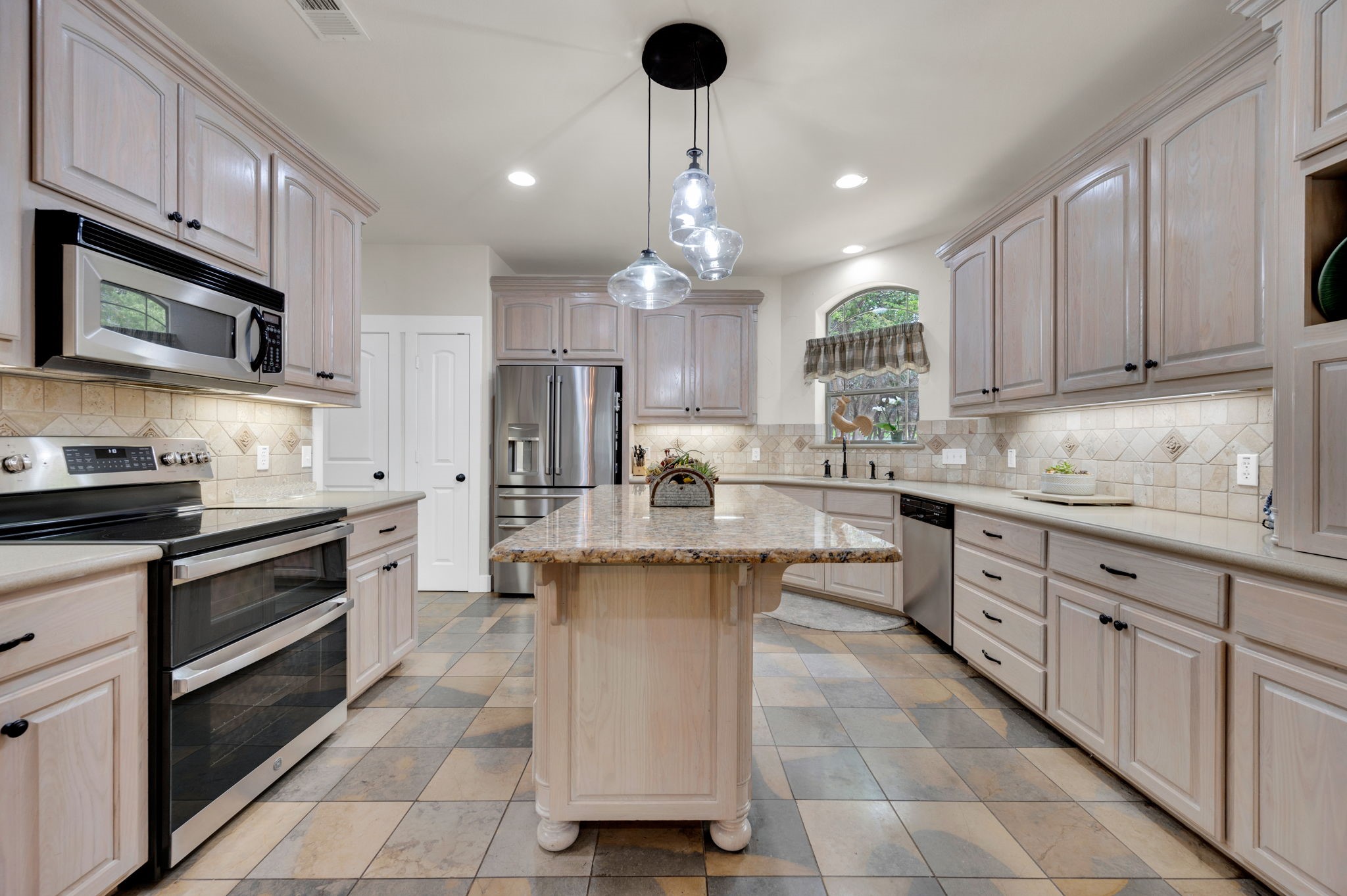 3690 Mockingbird Lane
