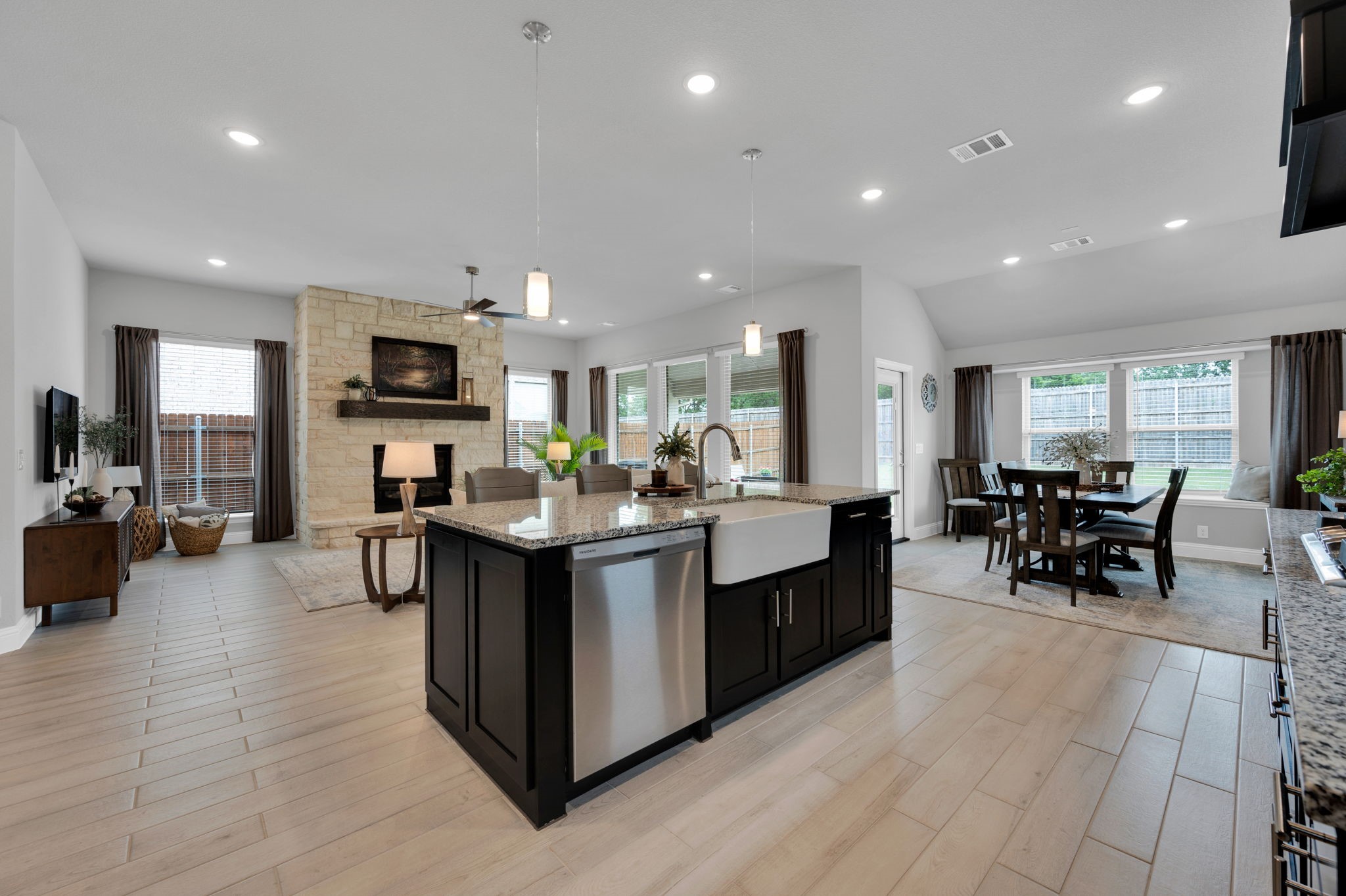 922 Cardinal Drive