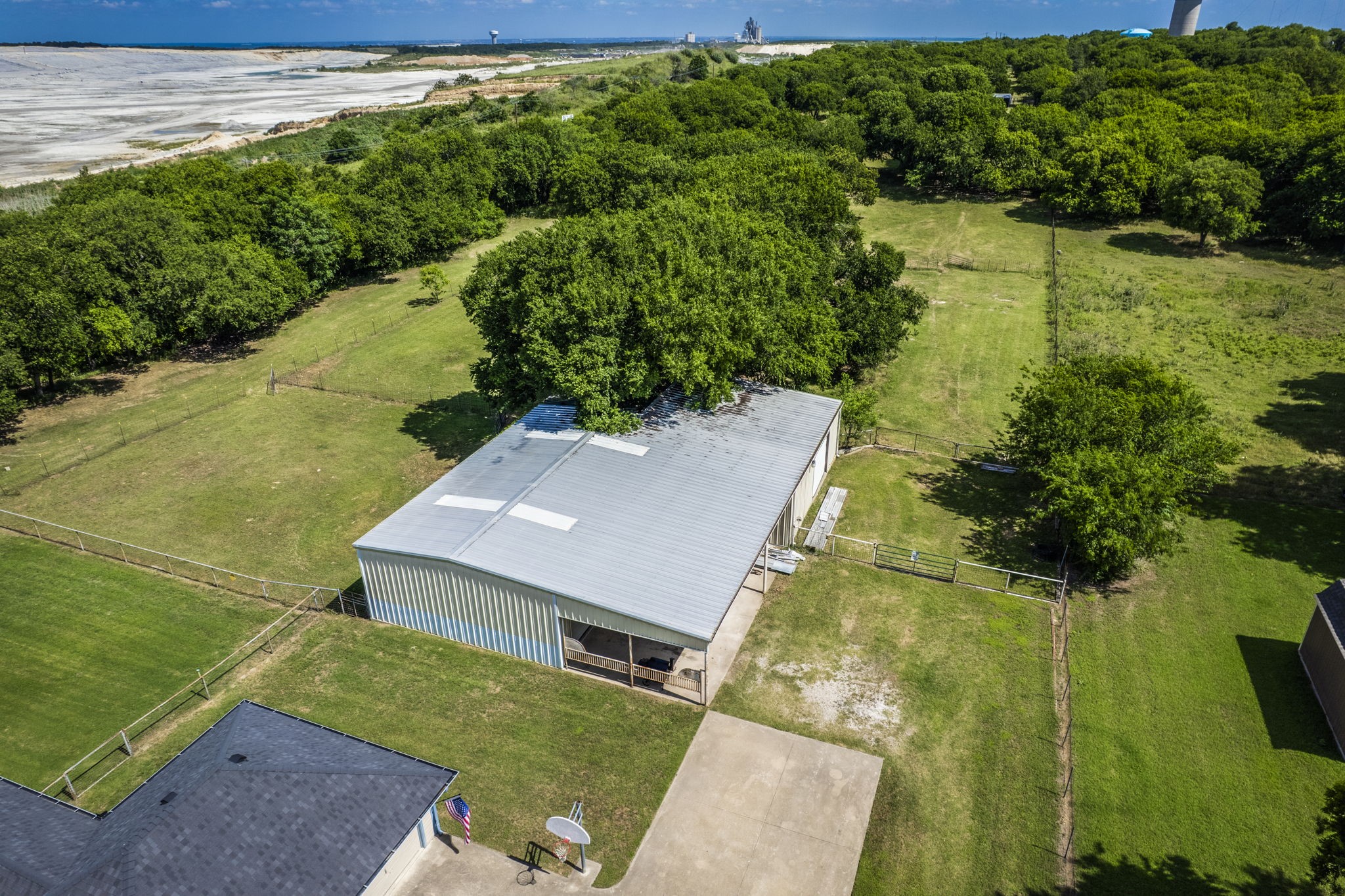 1511 Tower Road