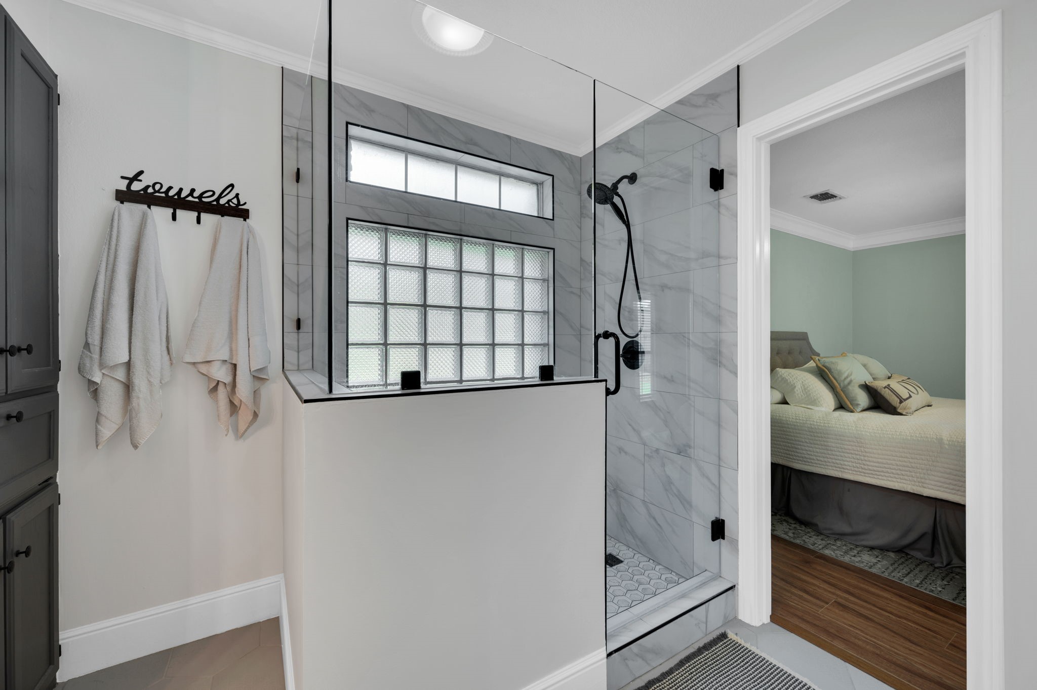 1511 Tower Road