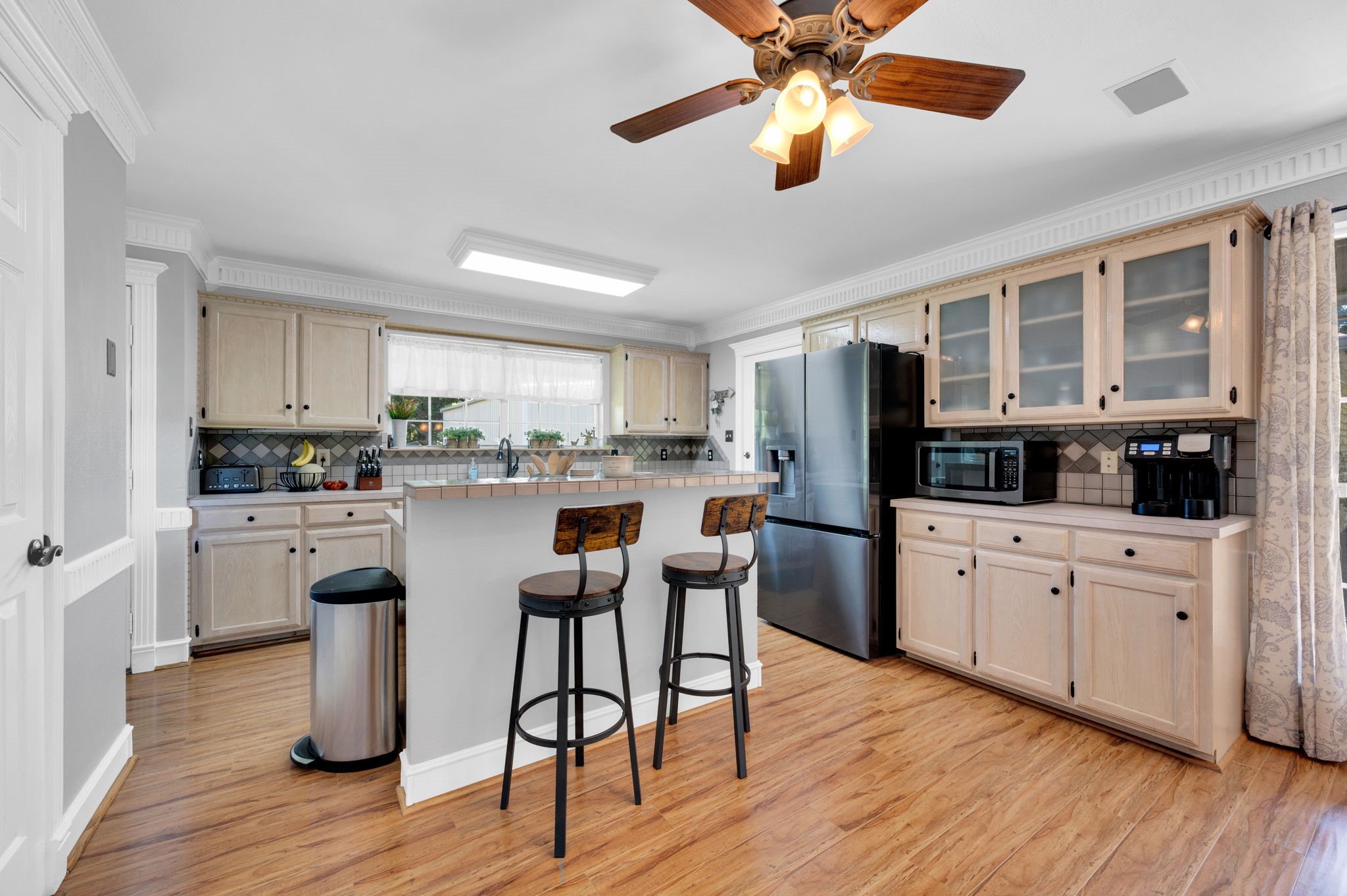1511 Tower Road