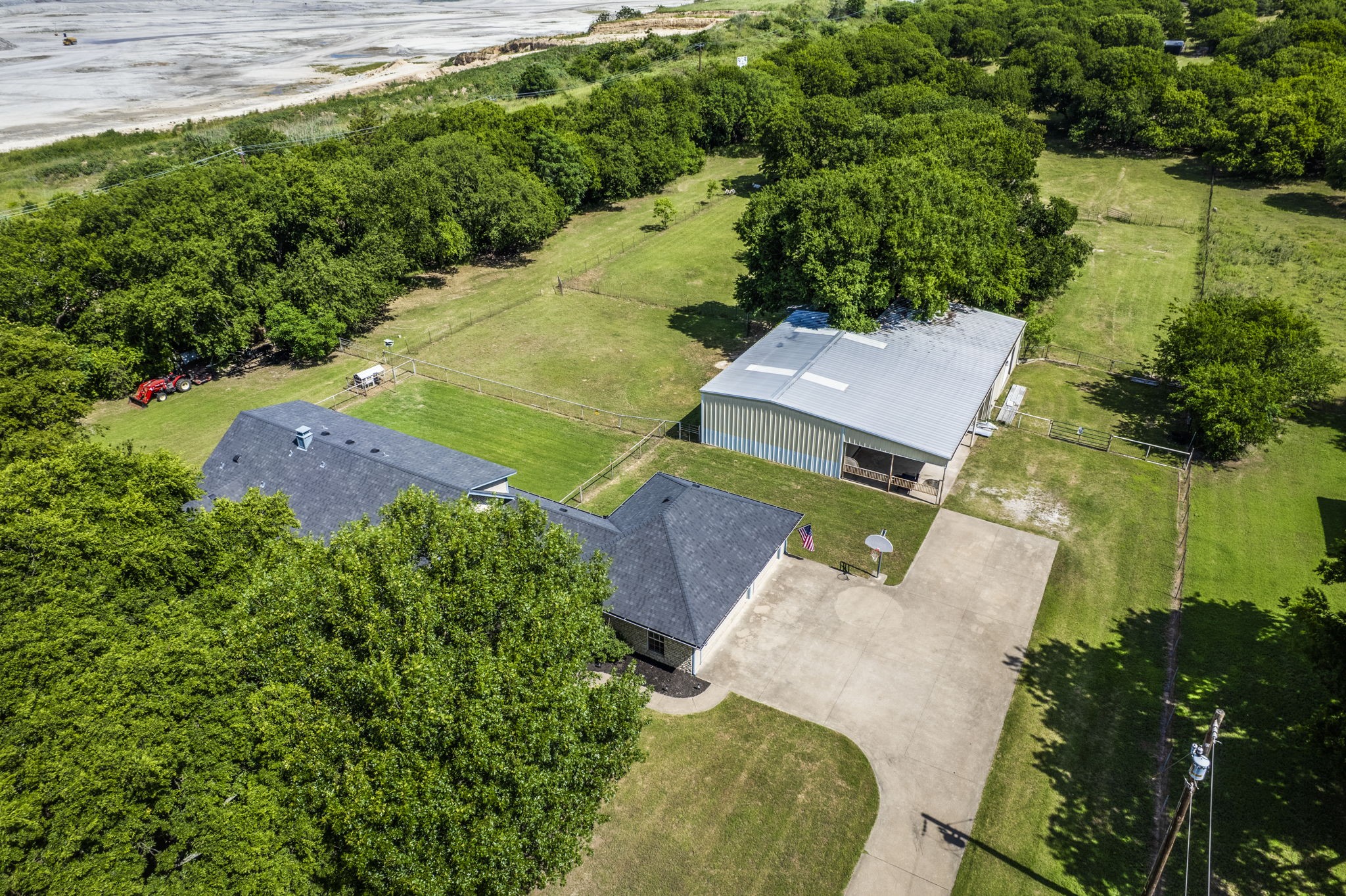 1511 Tower Road