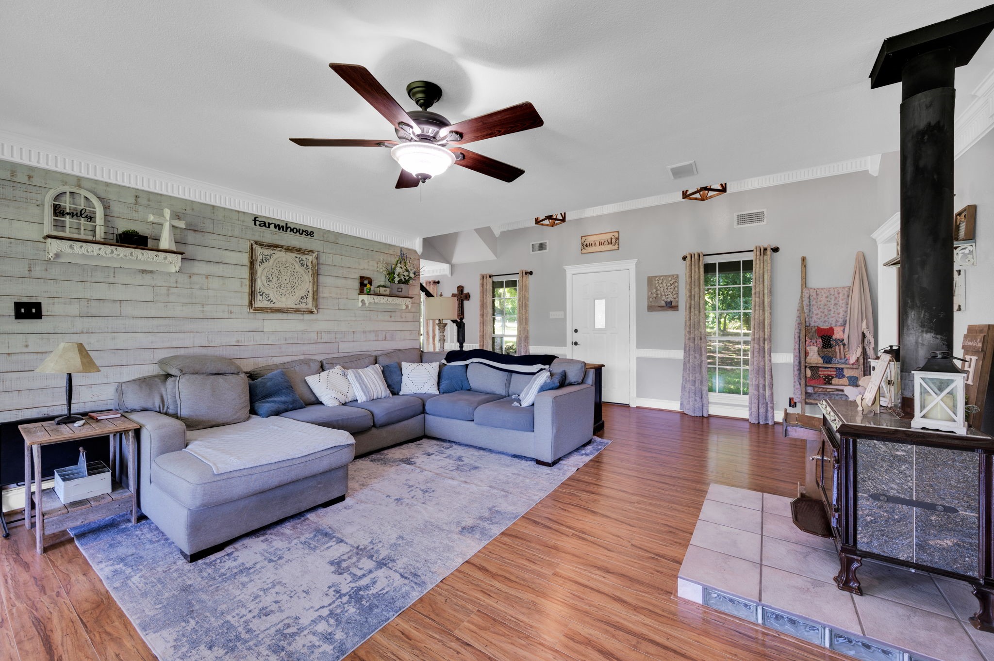 1511 Tower Road