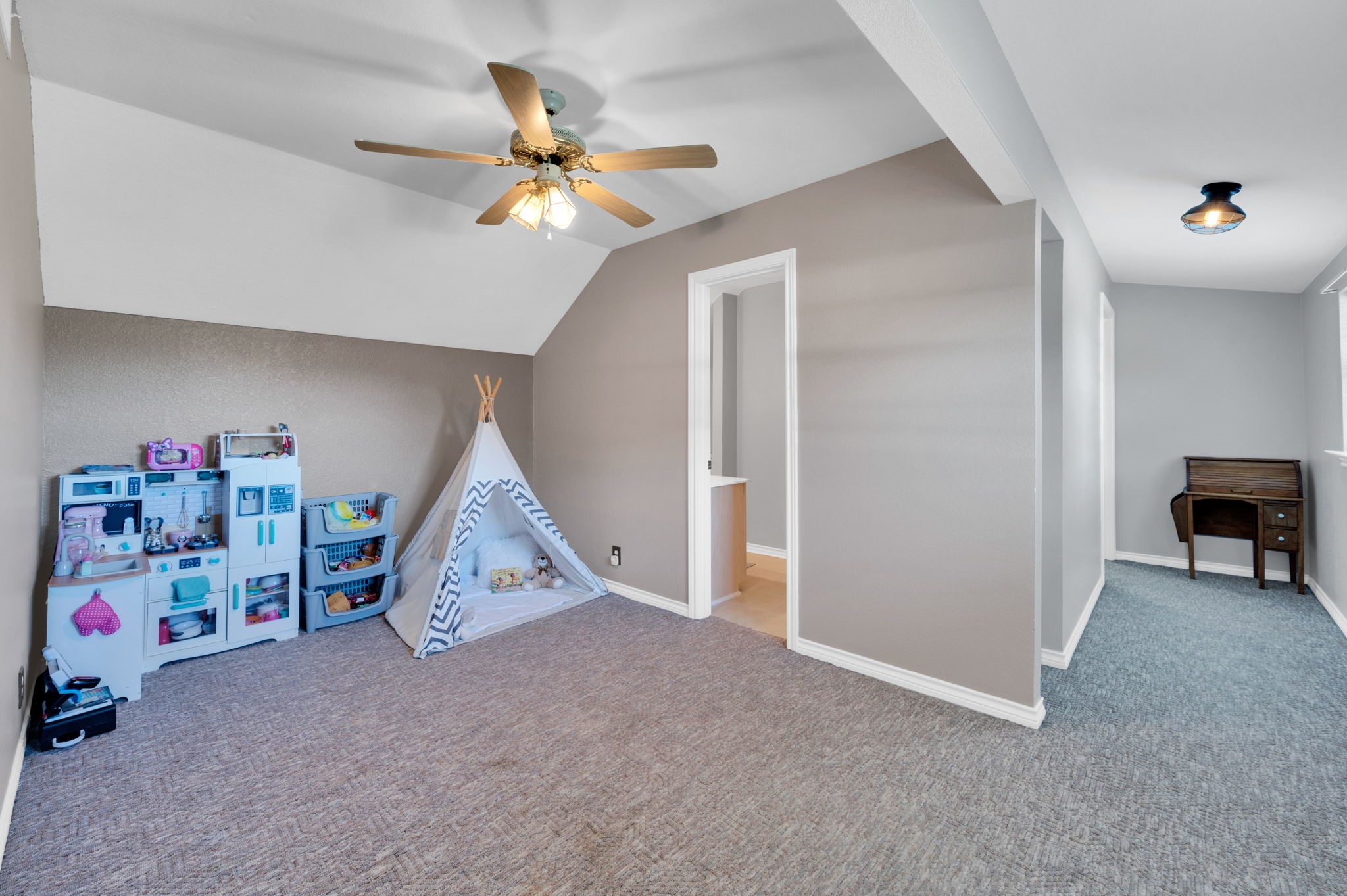 1511 Tower Road