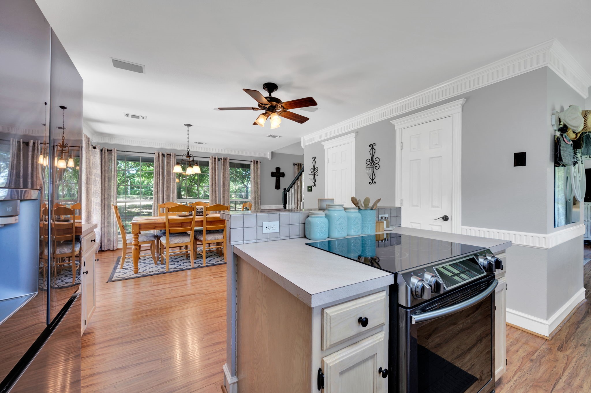 1511 Tower Road