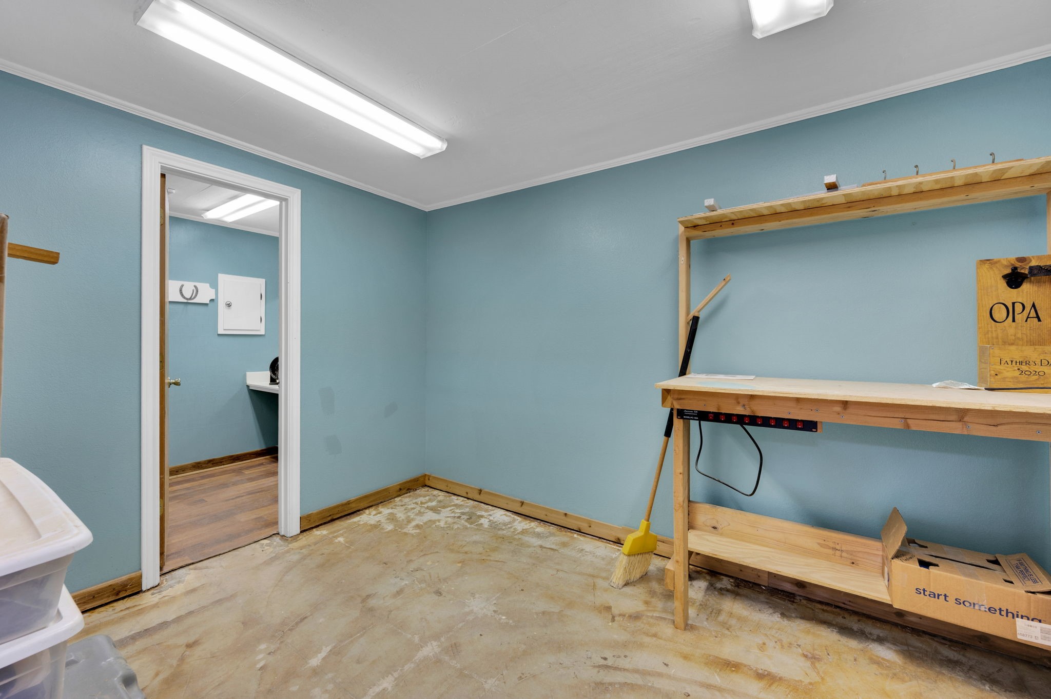 1511 Tower Road