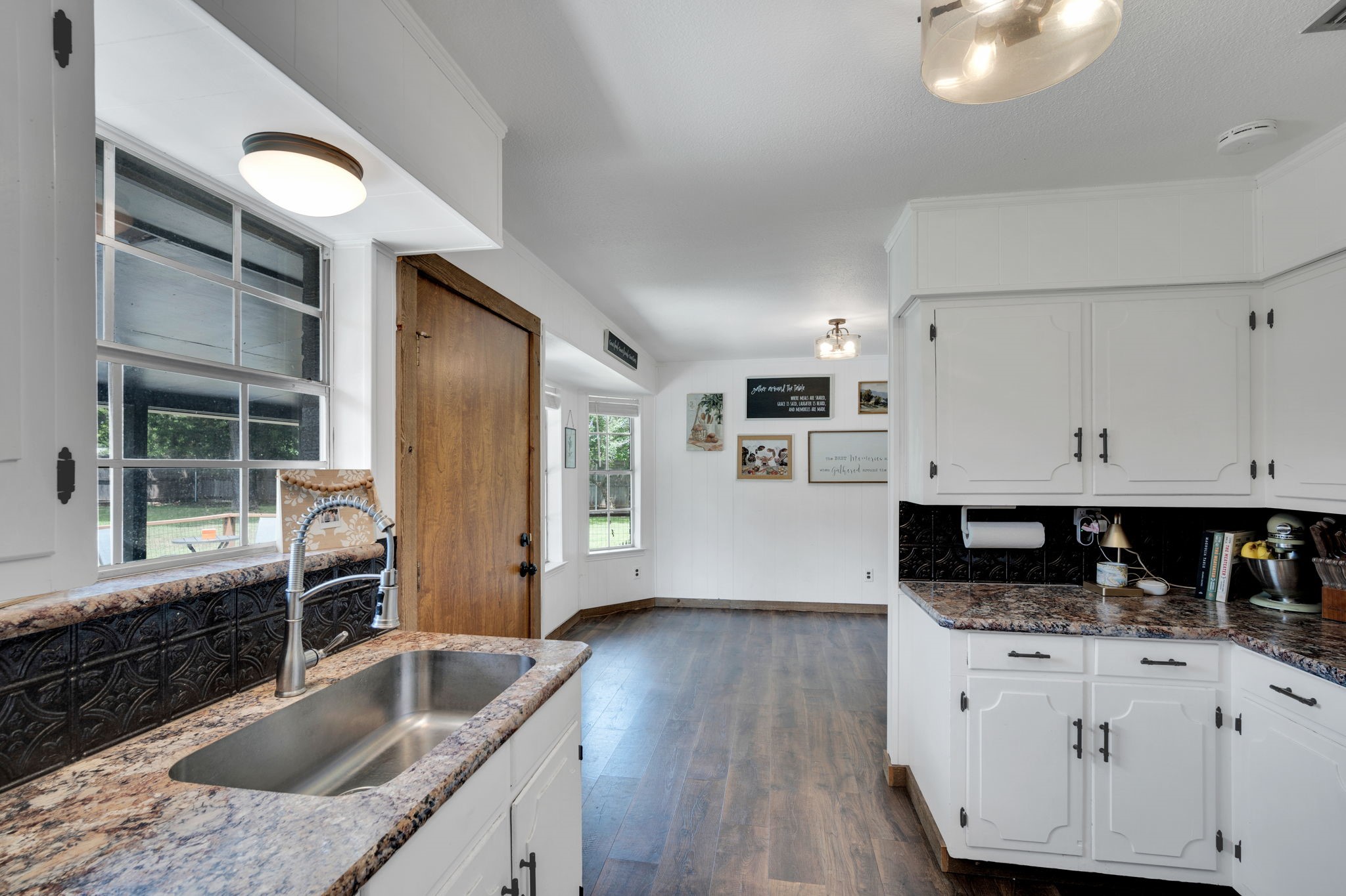 605 W 3rd Street