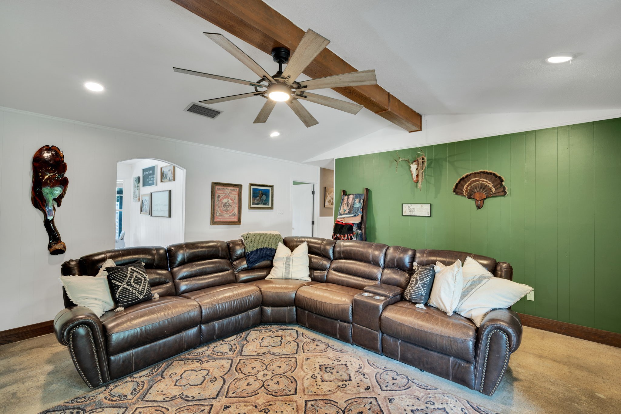 605 W 3rd Street