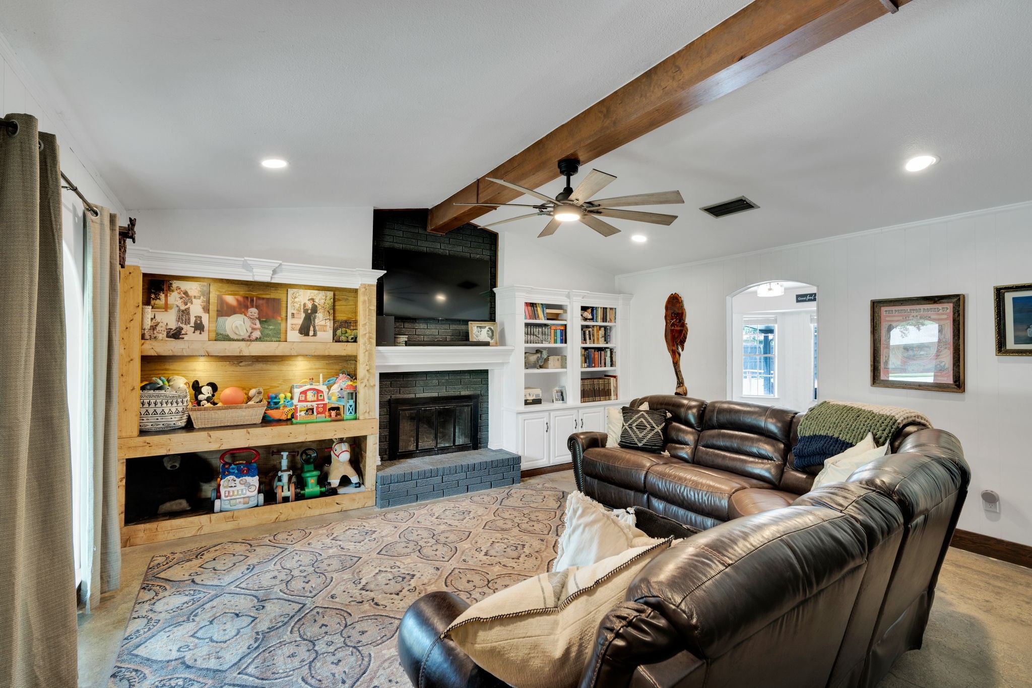 605 W 3rd Street