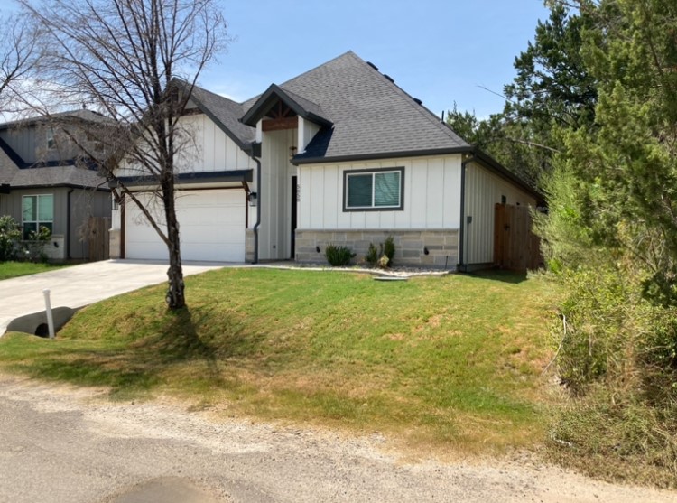 5858 Black Pine Circle