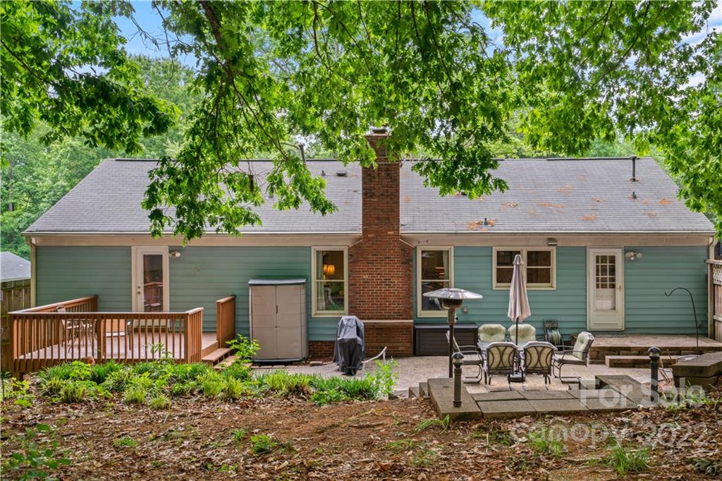 9404 Wenlock Circle