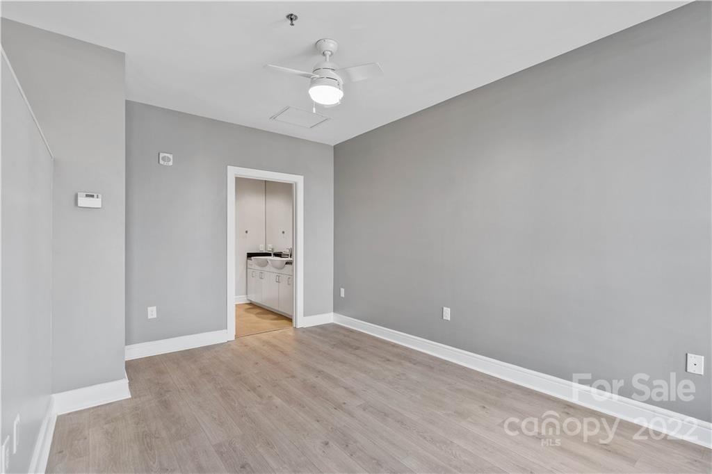 333 W Trade Street Unit: 1409