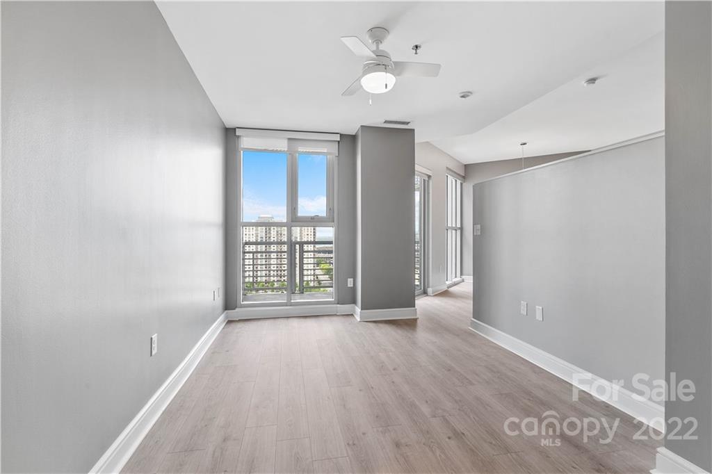 333 W Trade Street Unit: 1409