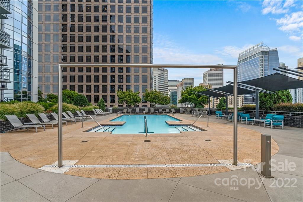 333 W Trade Street Unit: 1409