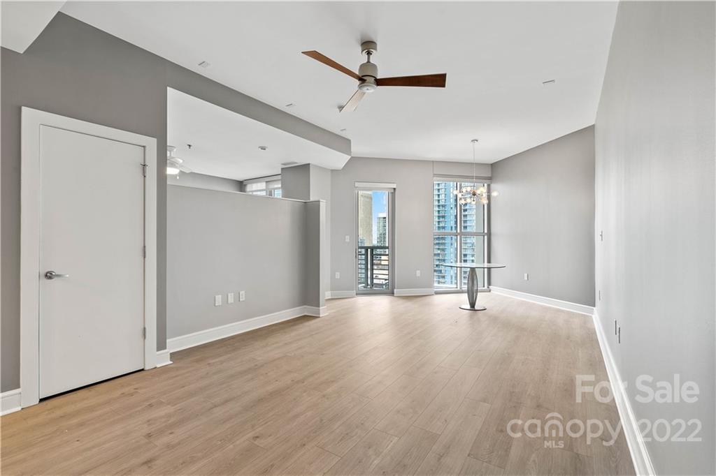 333 W Trade Street Unit: 1409