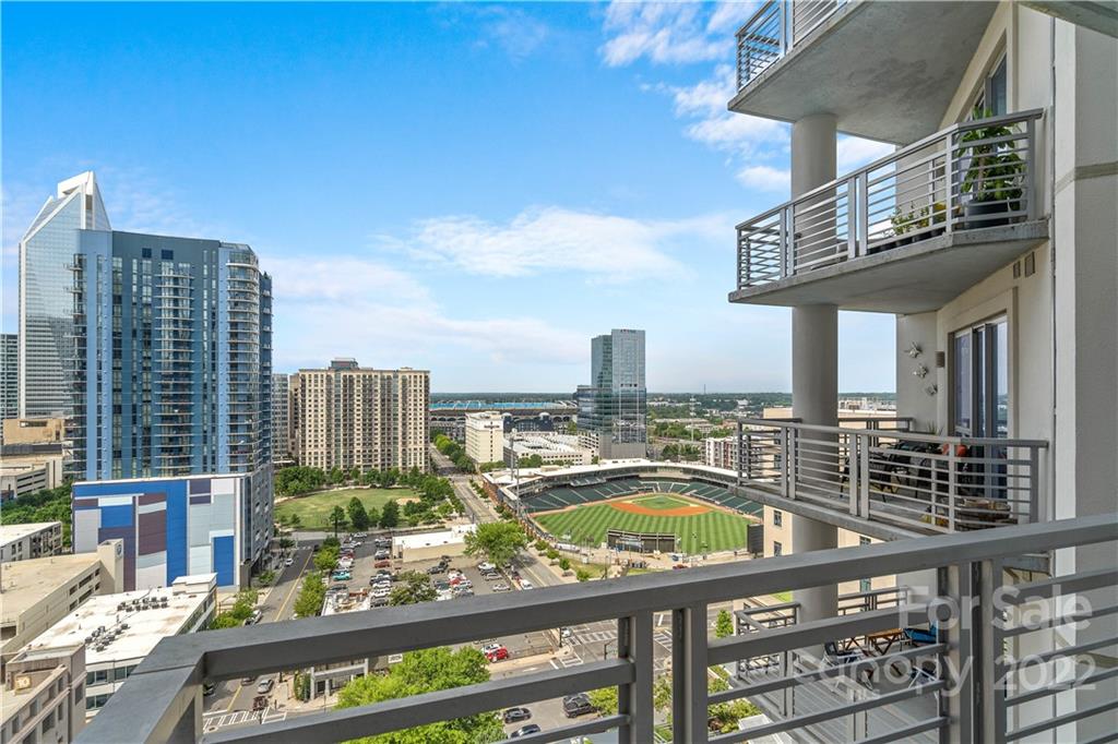 333 W Trade Street Unit: 1409