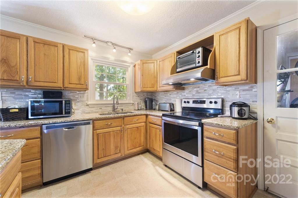 109 Juanita Drive