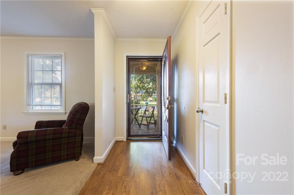 109 Juanita Drive