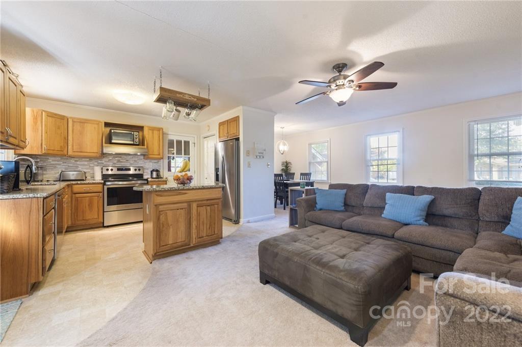 109 Juanita Drive