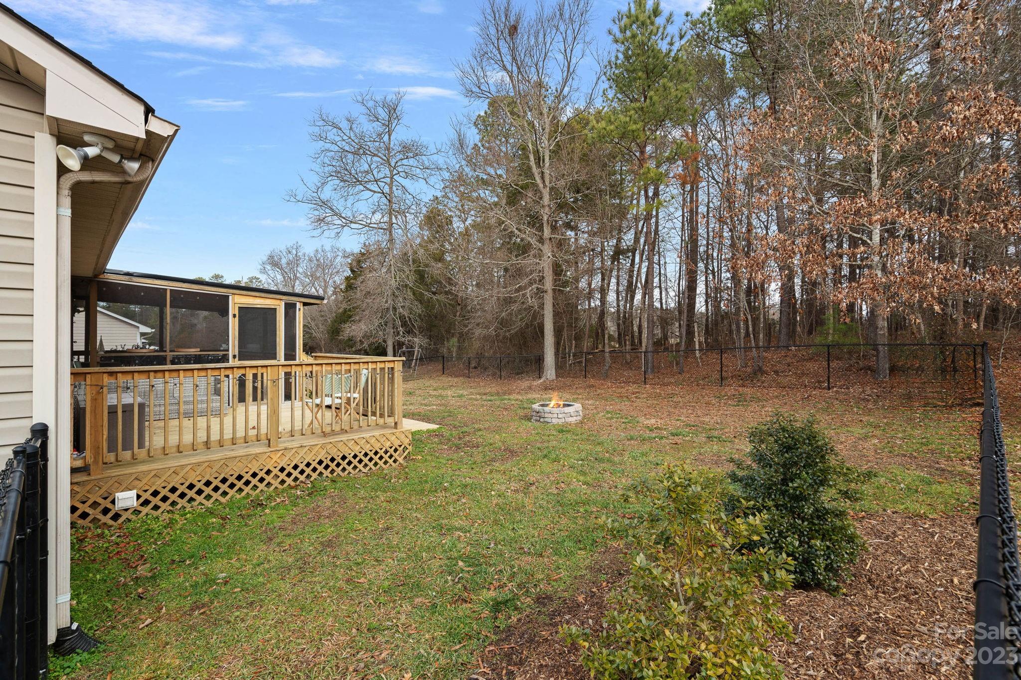 4133 Ringtail Court SE