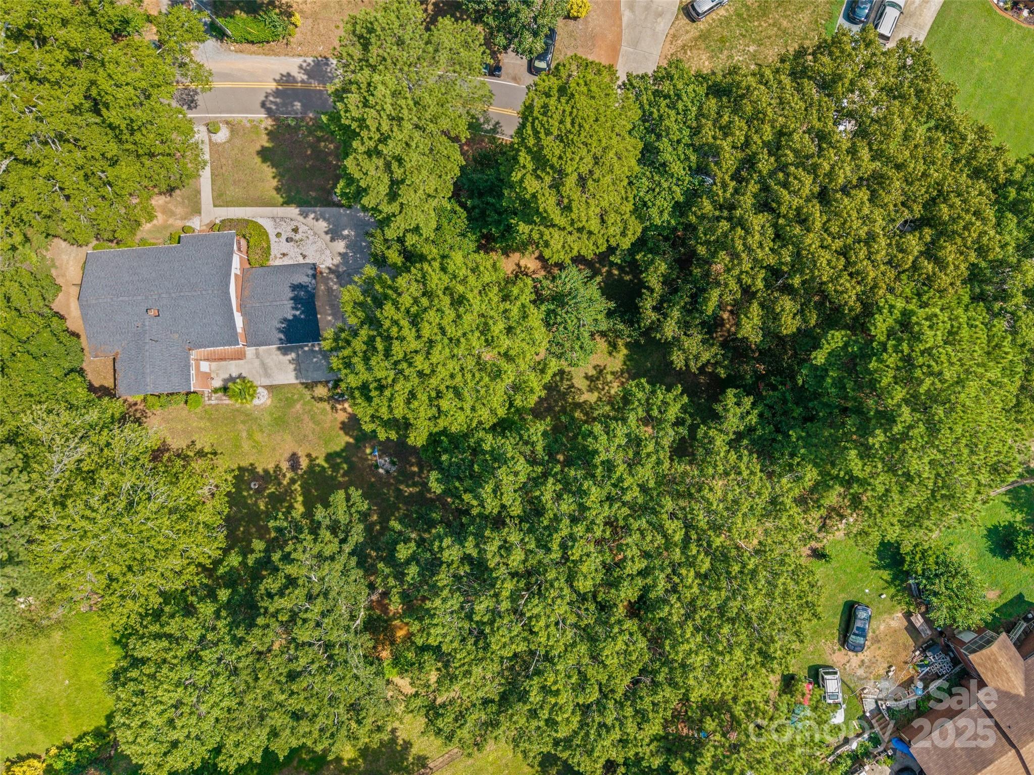 527 W Park Drive