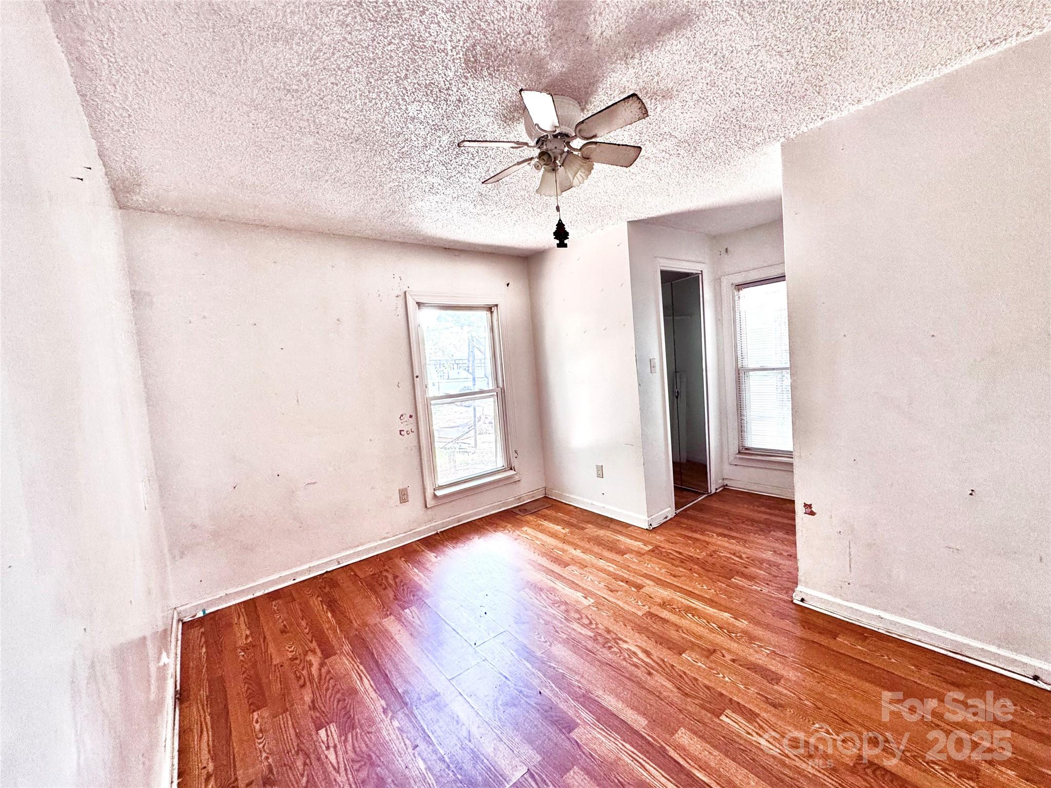 615 Fairview Street