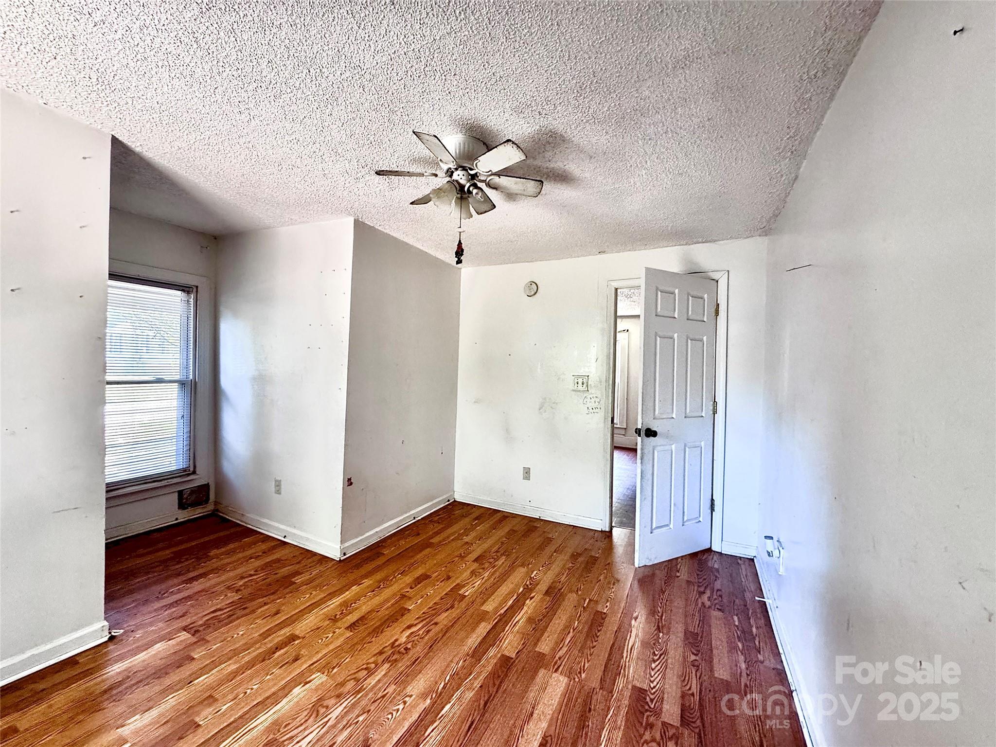 615 Fairview Street