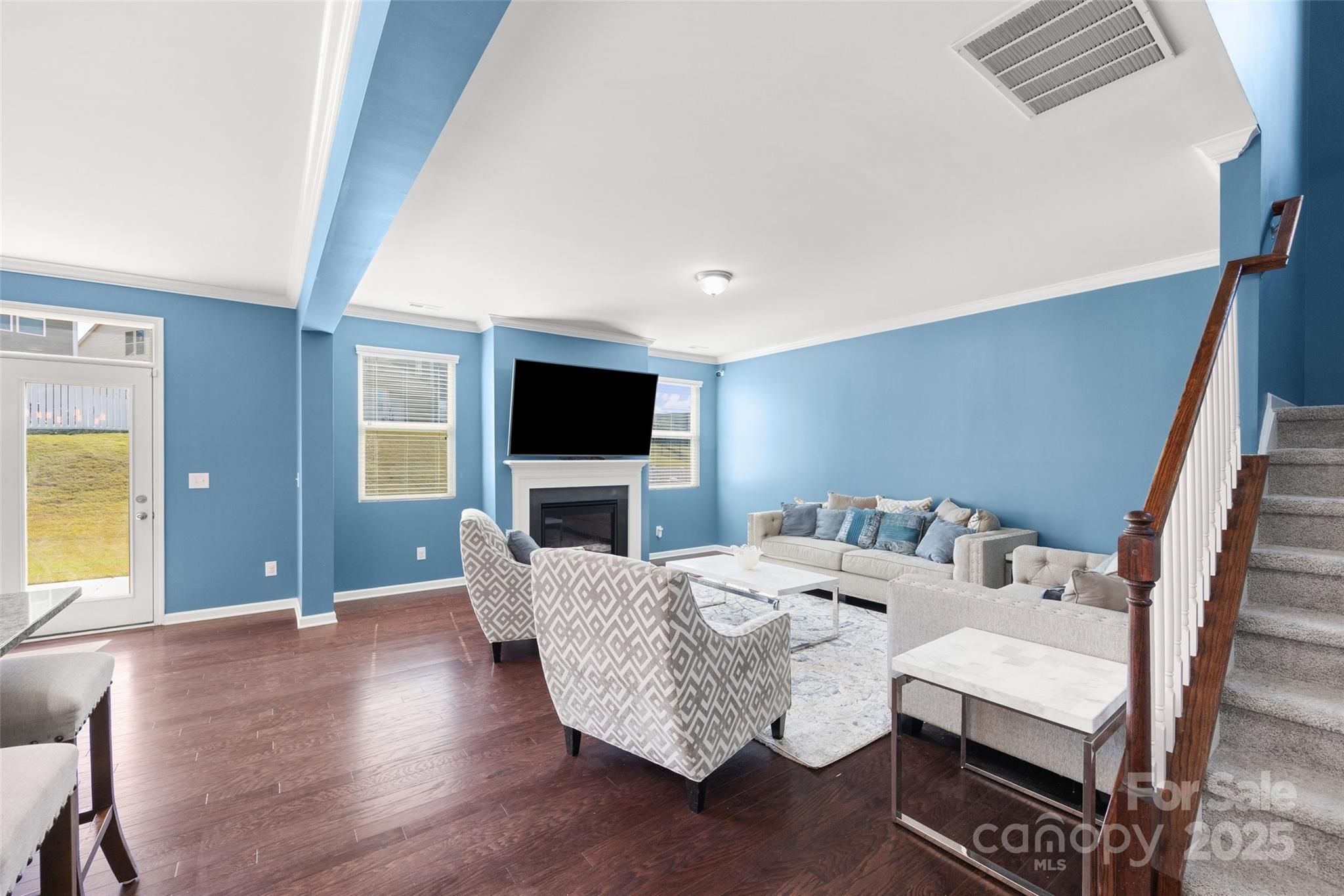 15234 Red Canoe Way