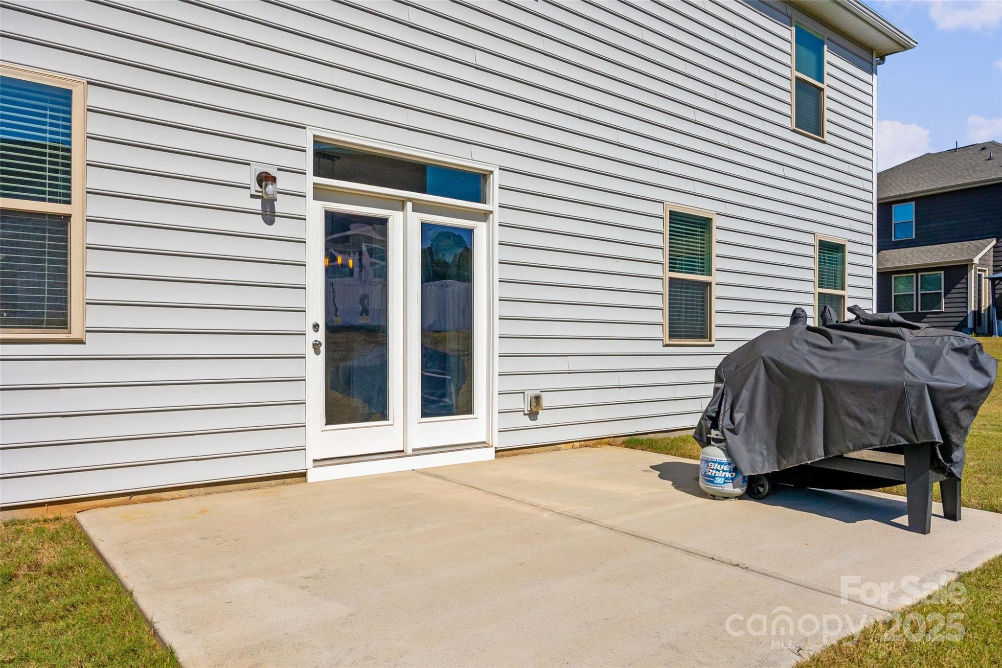 15234 Red Canoe Way