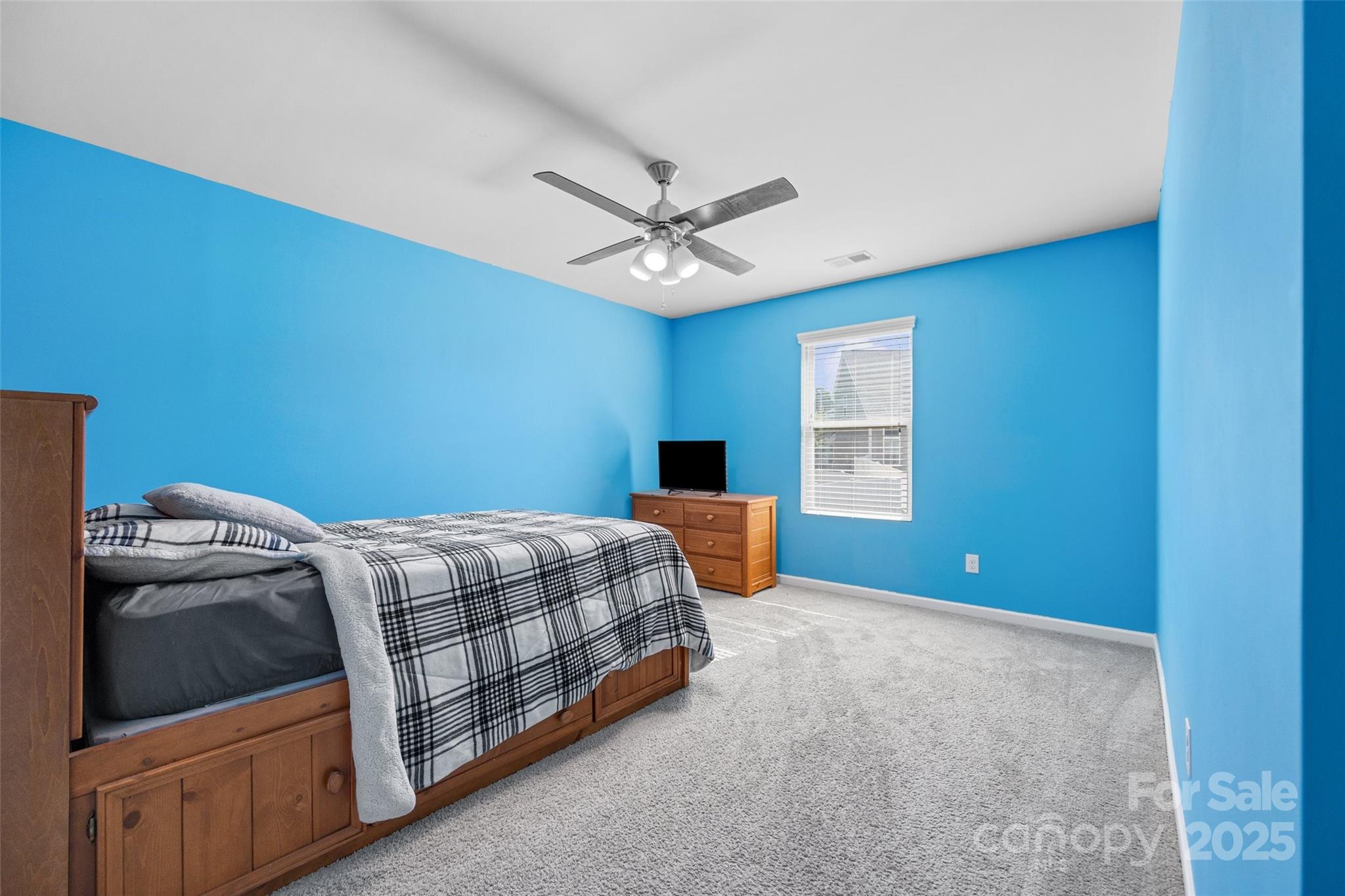 15234 Red Canoe Way