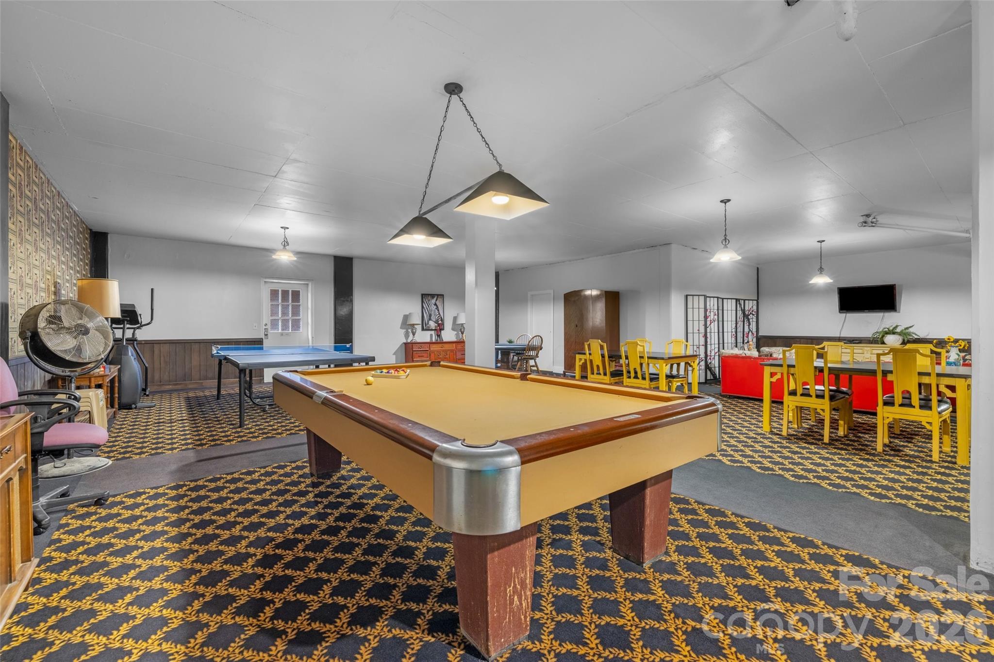 300 N Fulton Street Unit: 24