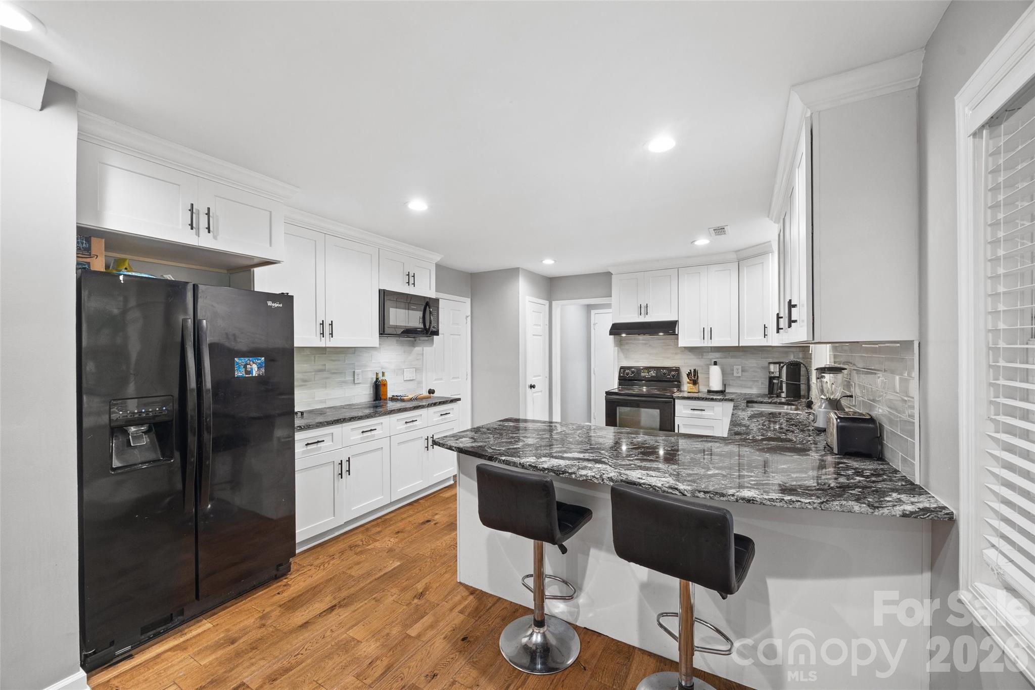 2006 Killarney Place