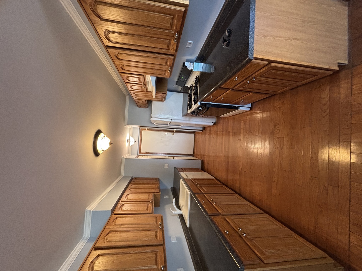 162 VILLAGE Creek Drive Unit: 162