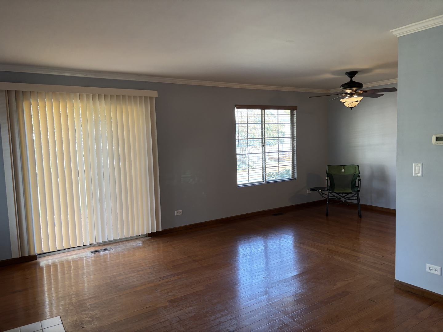 162 VILLAGE Creek Drive Unit: 162