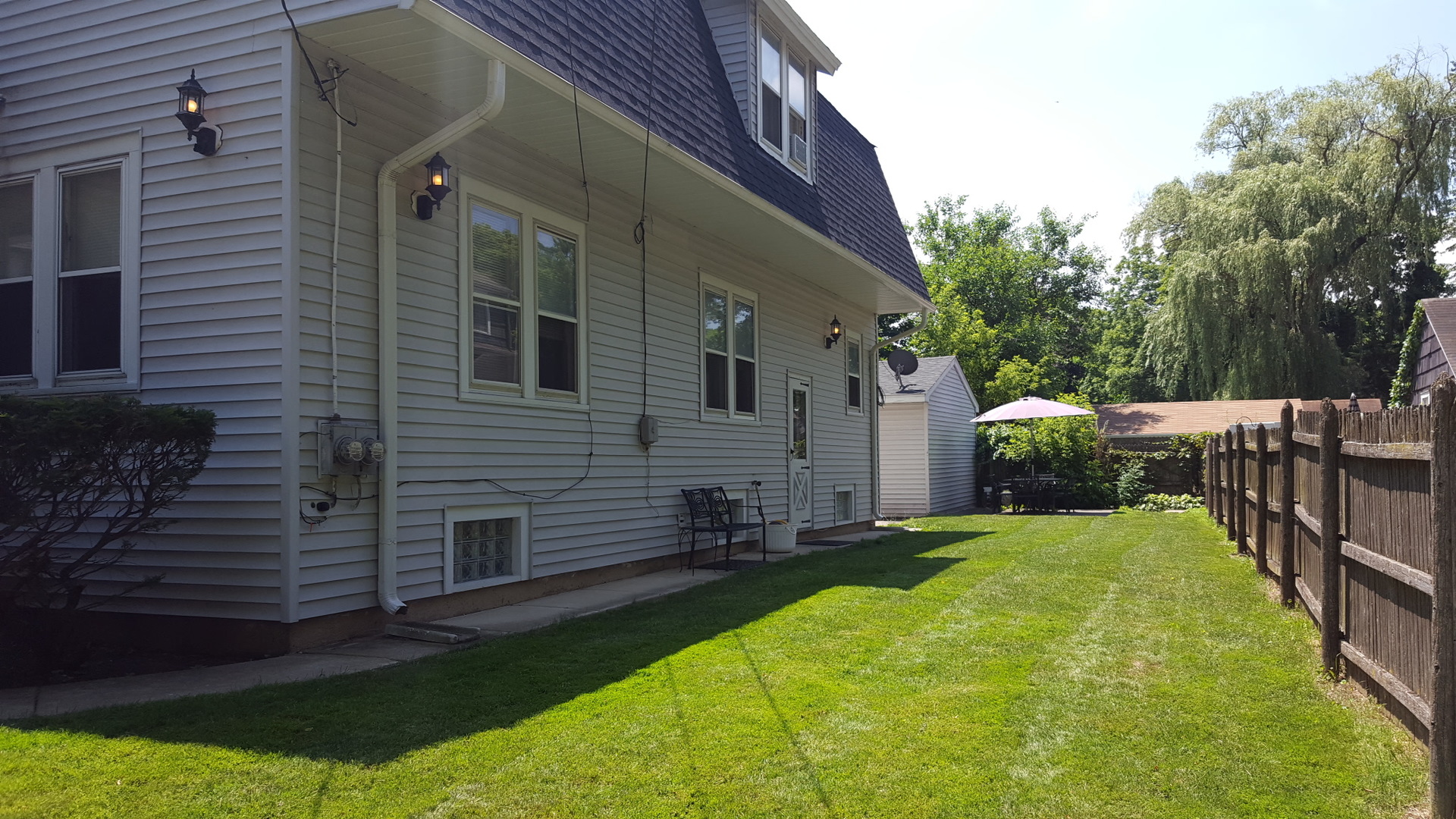 115 W Crystal Lake Avenue