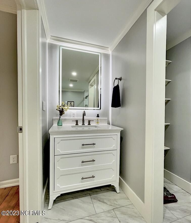 37677 Us 264 Highway E