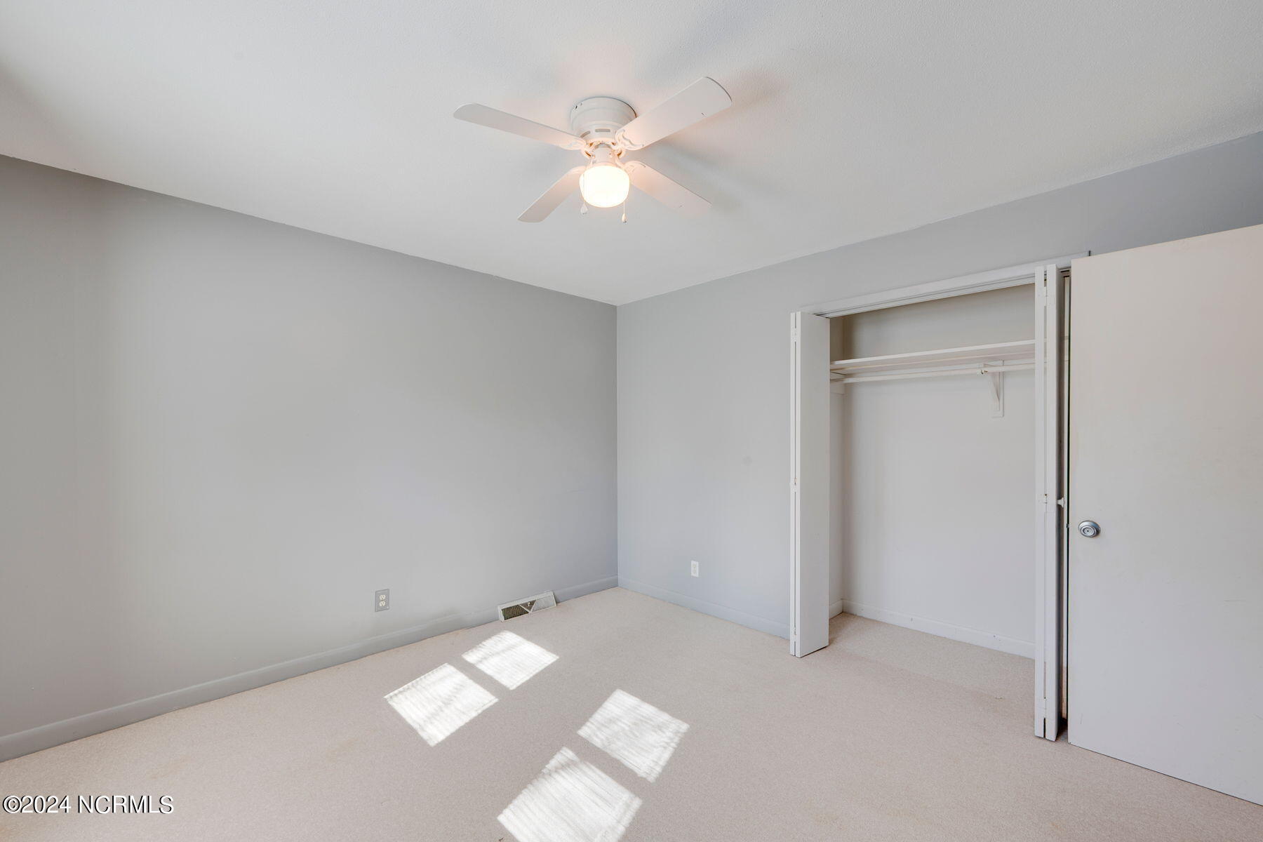 104 N Eden Drive