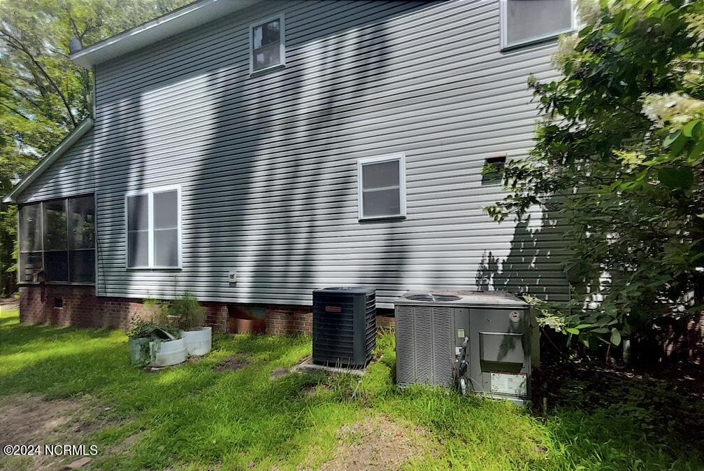 875 Mixon Creek Drive