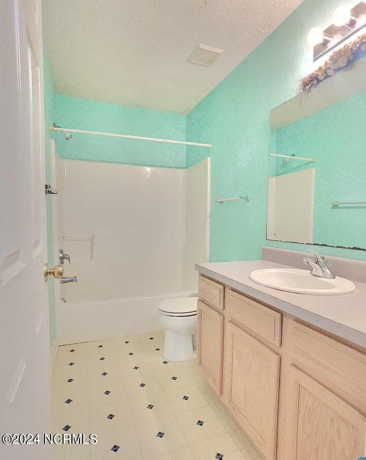 875 Mixon Creek Drive