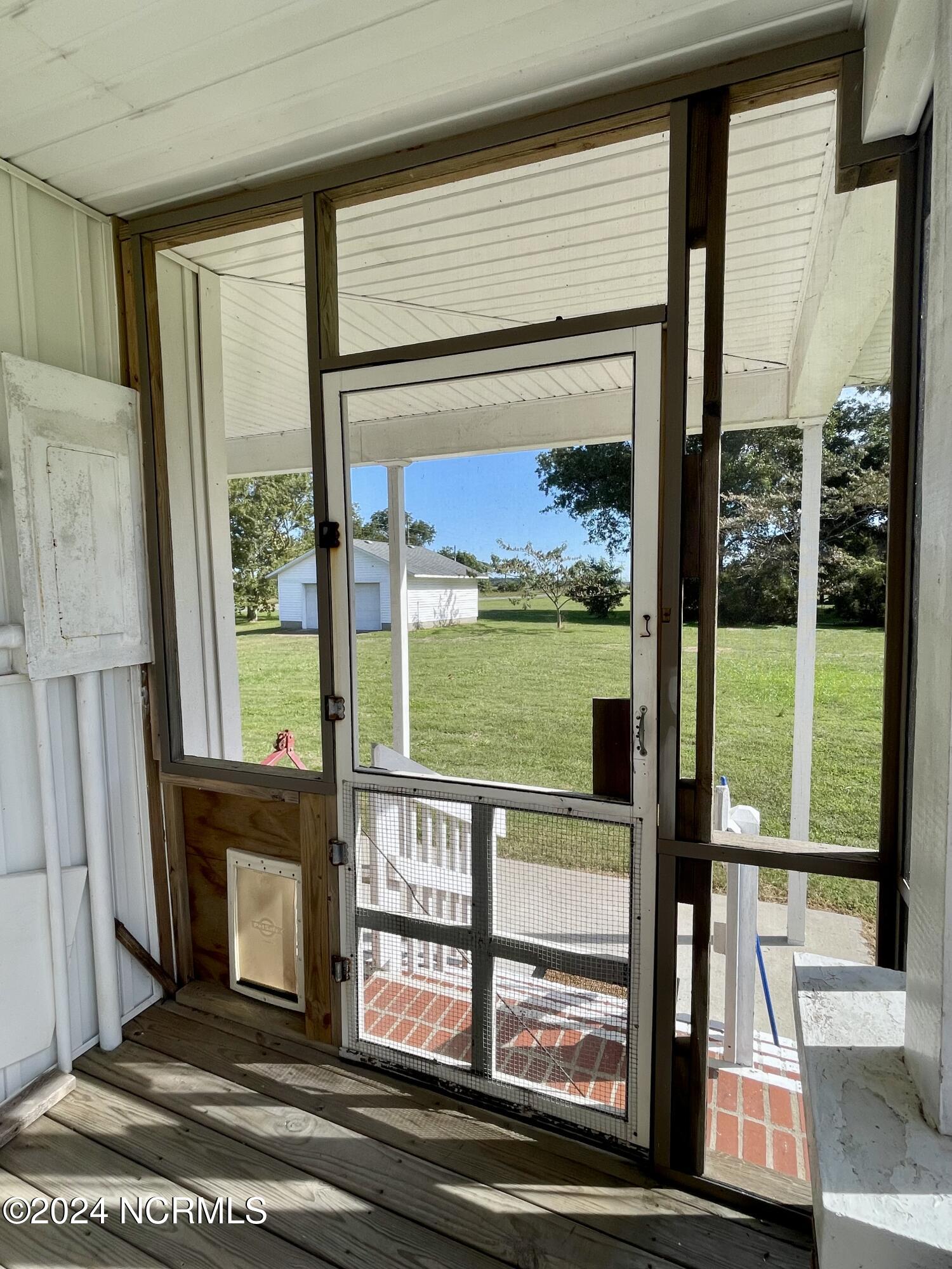 6800 Piney Woods Road