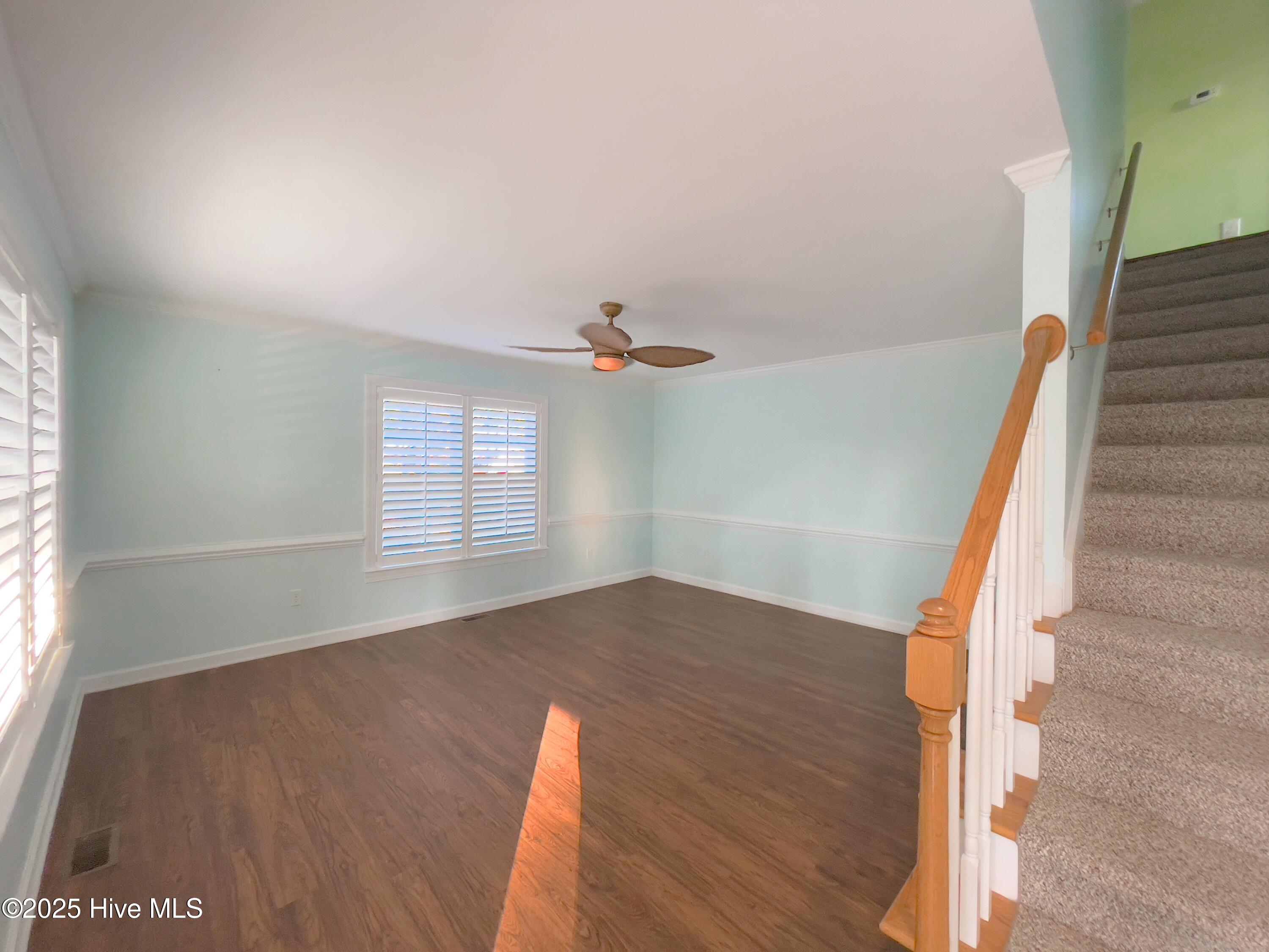 394 Riverview Street