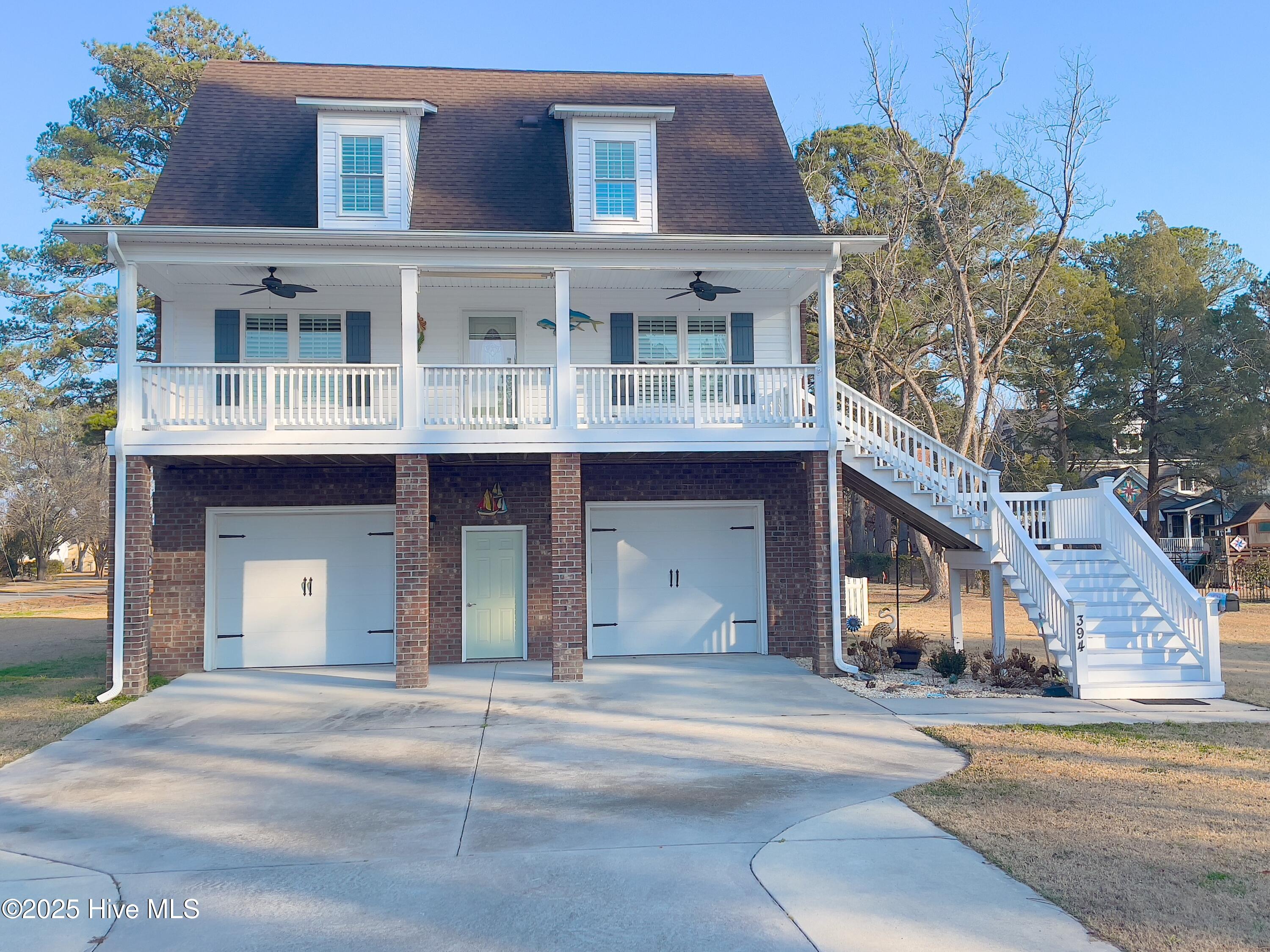394 Riverview Street
