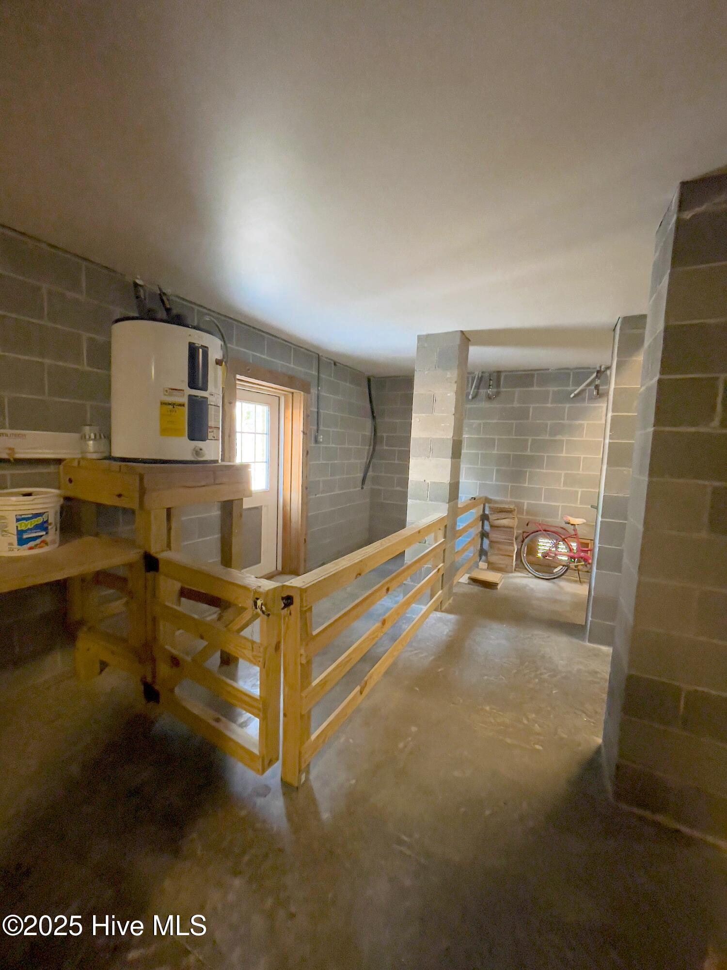 394 Riverview Street