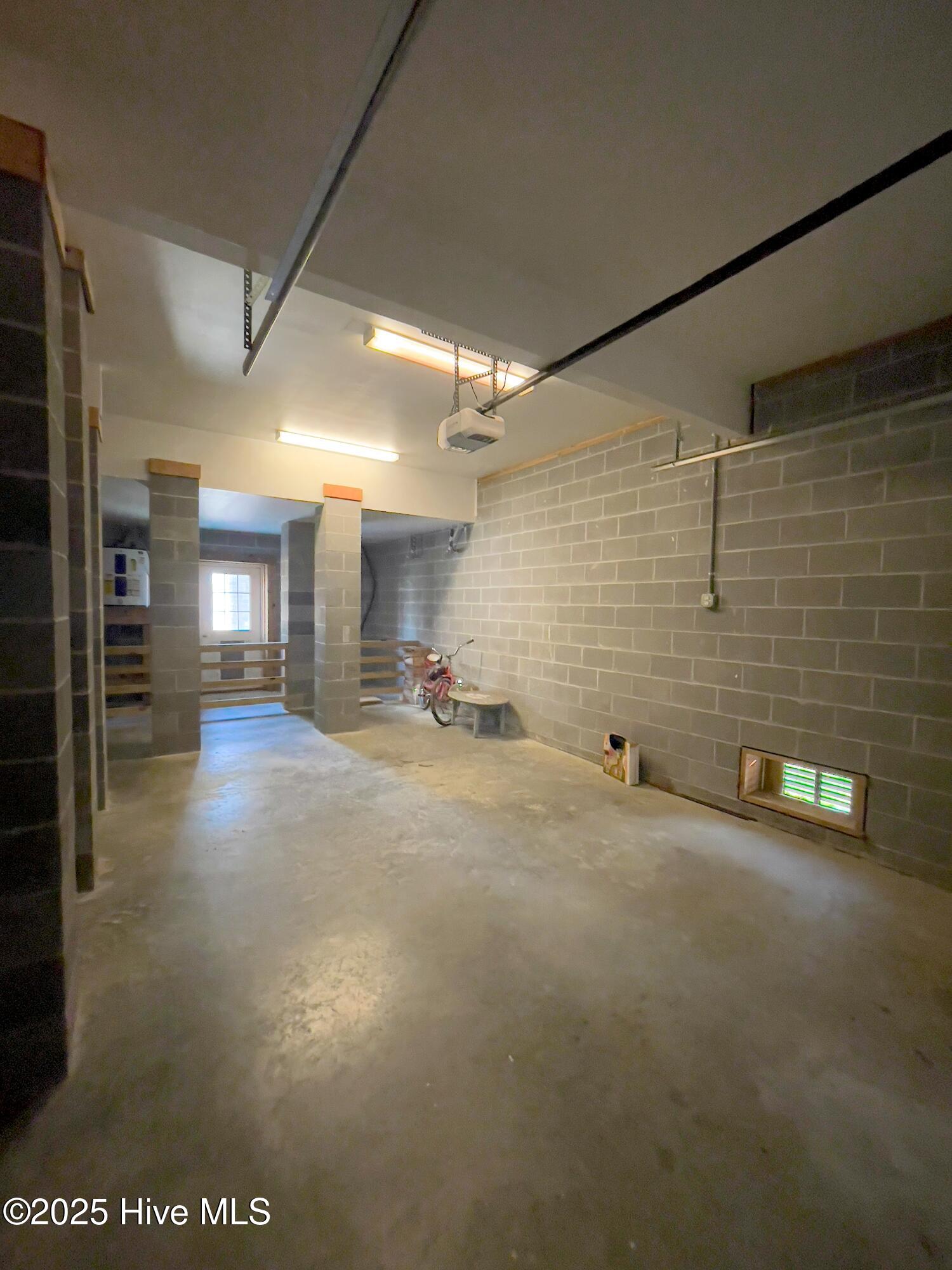 394 Riverview Street