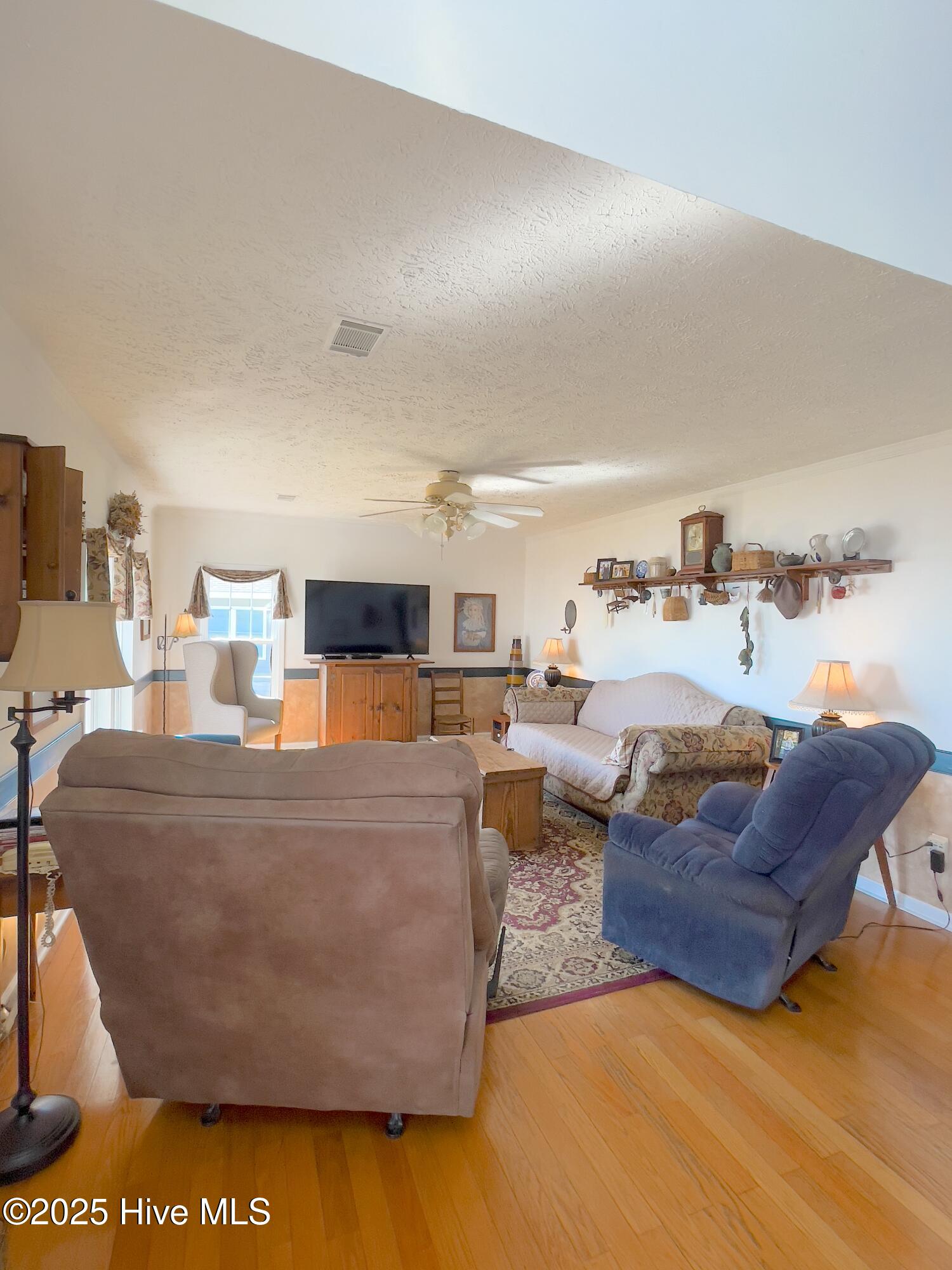 386 Sparrow Avenue