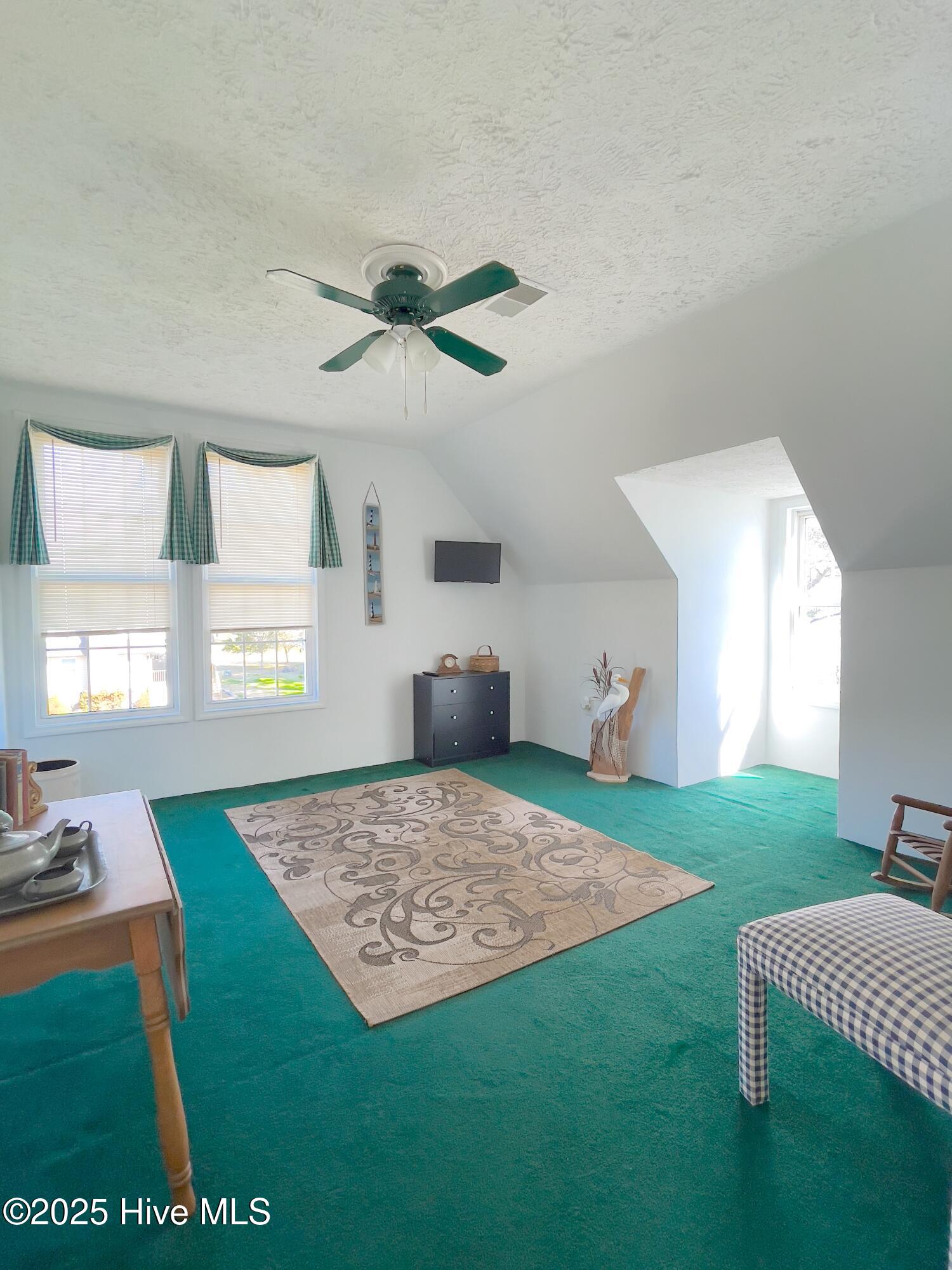 386 Sparrow Avenue